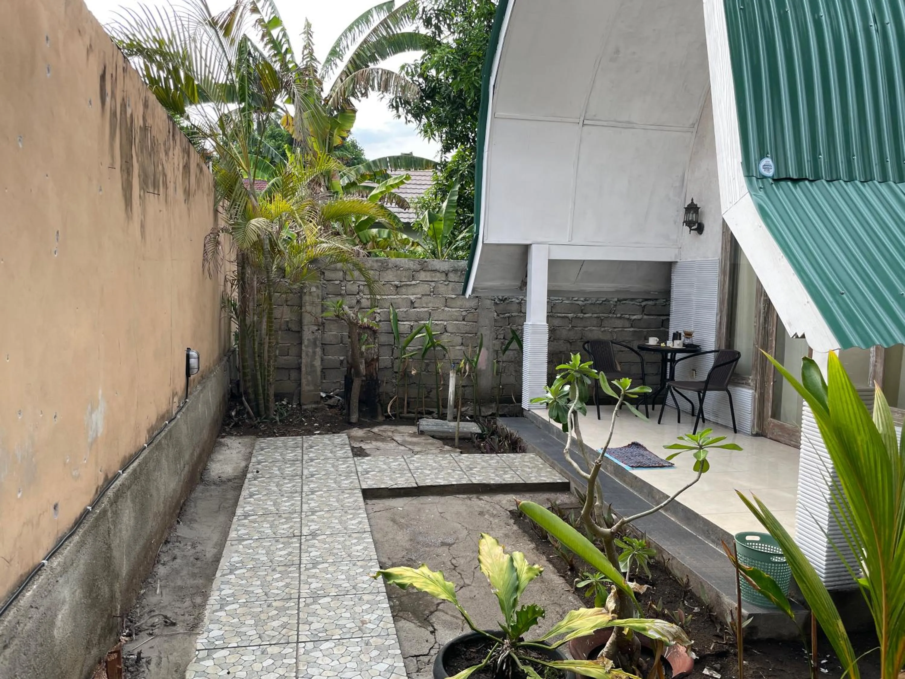 Property building in Rumah Tiga Gili
