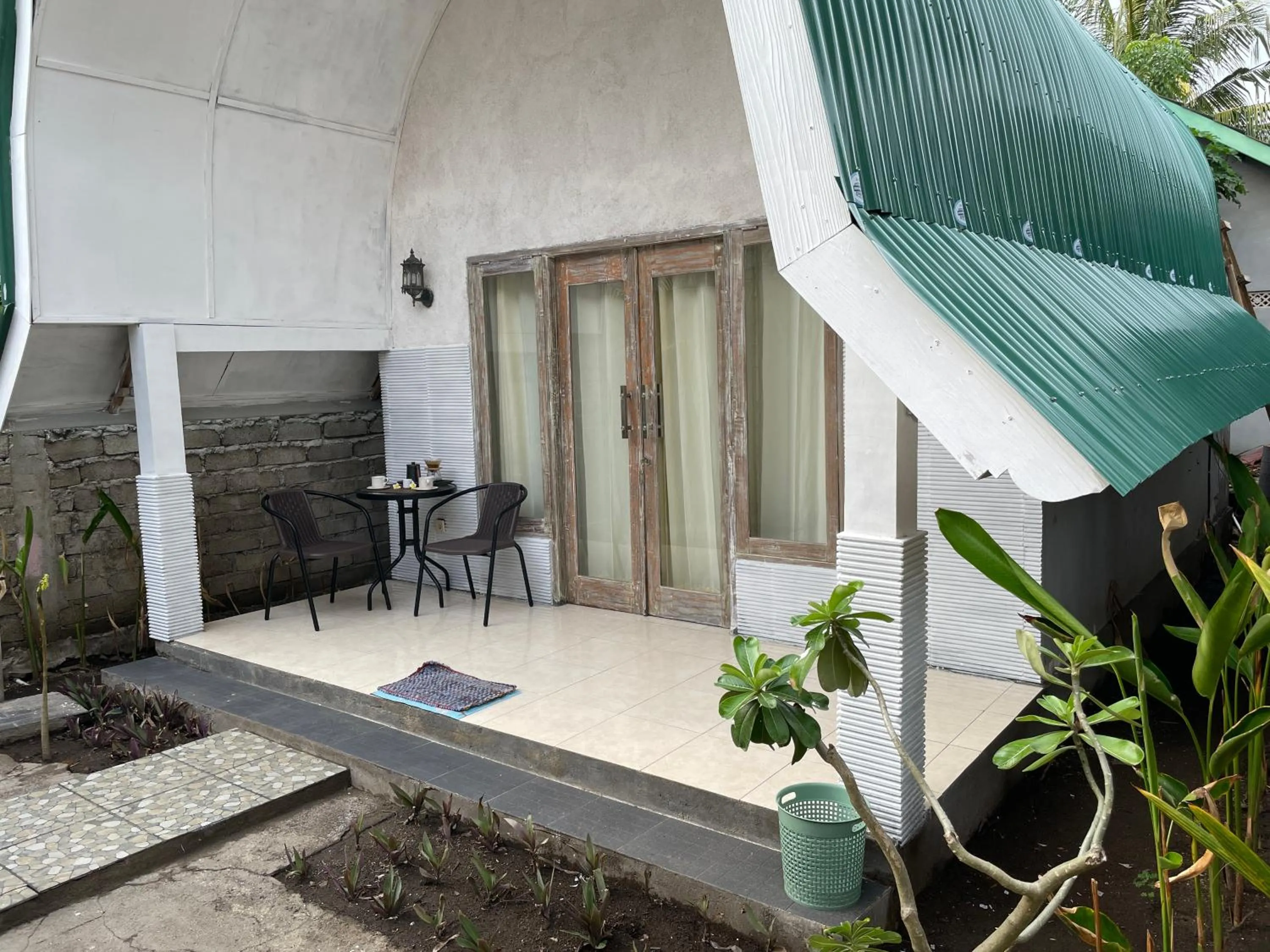 Property building in Rumah Tiga Gili