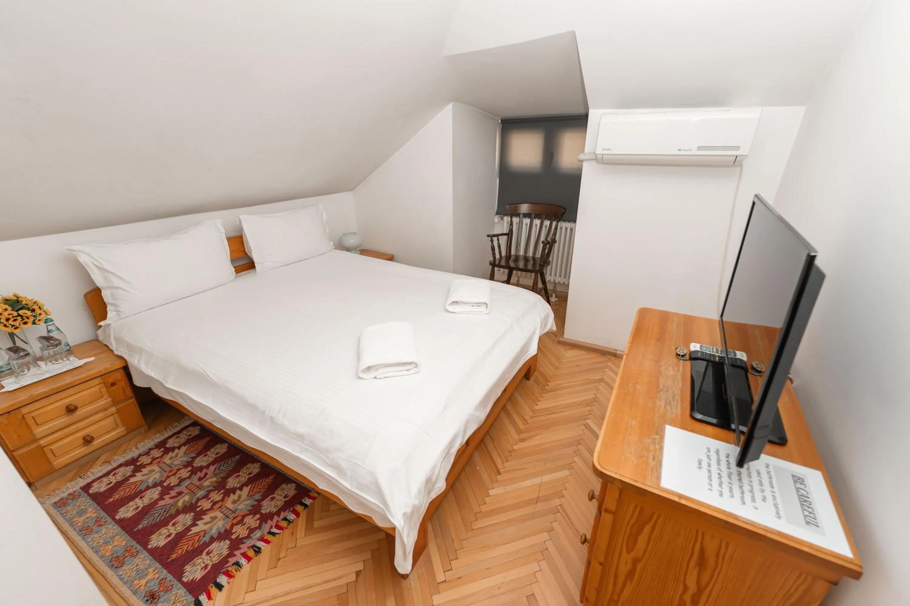 Bed in George&Dragon Rooms