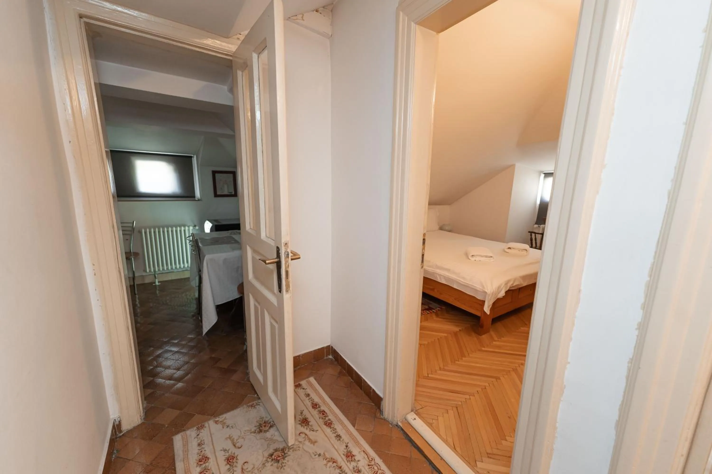 Bed in George&Dragon Rooms