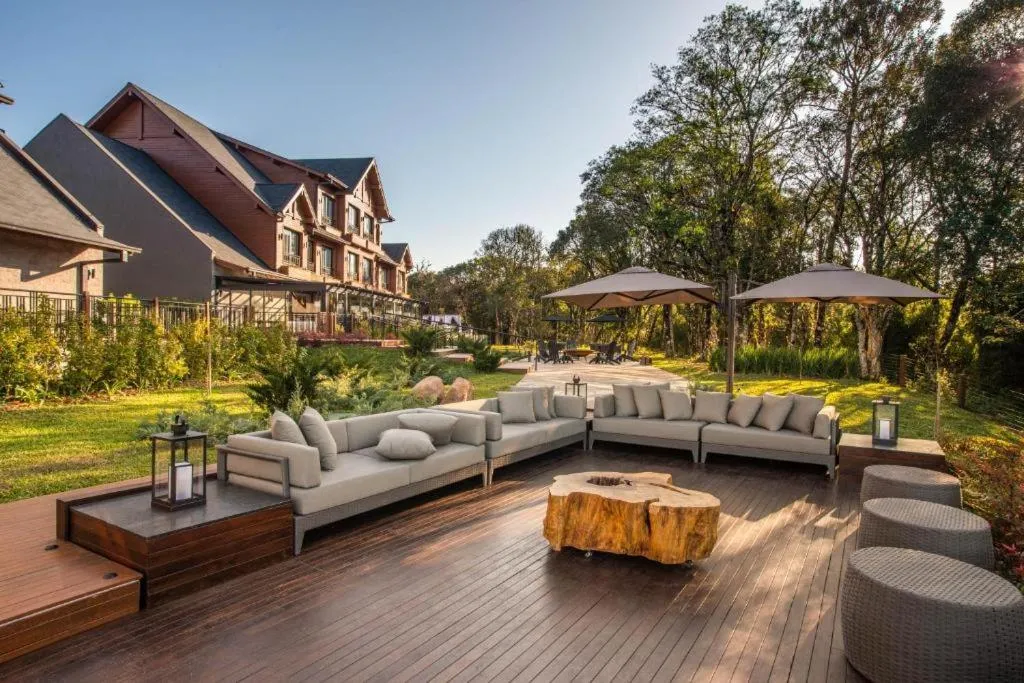 Chateau Laghetto Collection