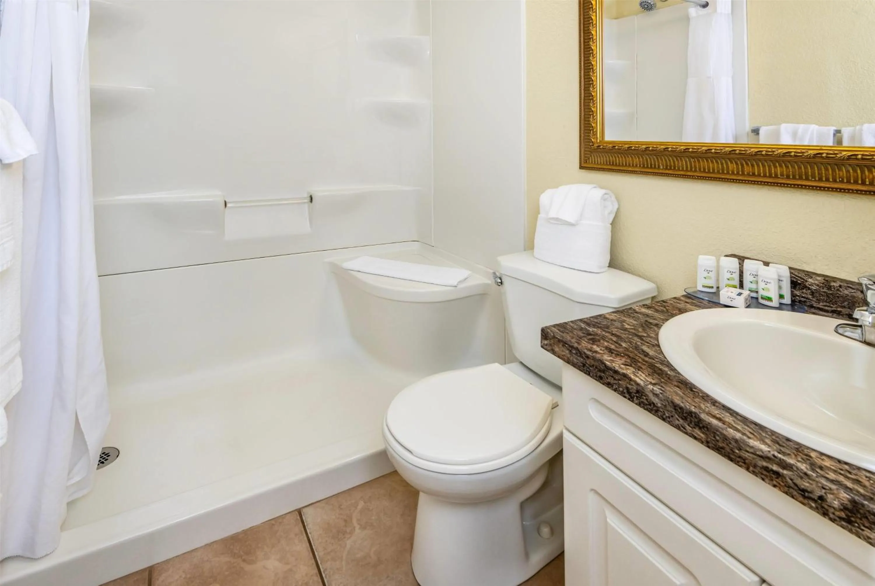 Bathroom in Travelodge by Wyndham Gananoque