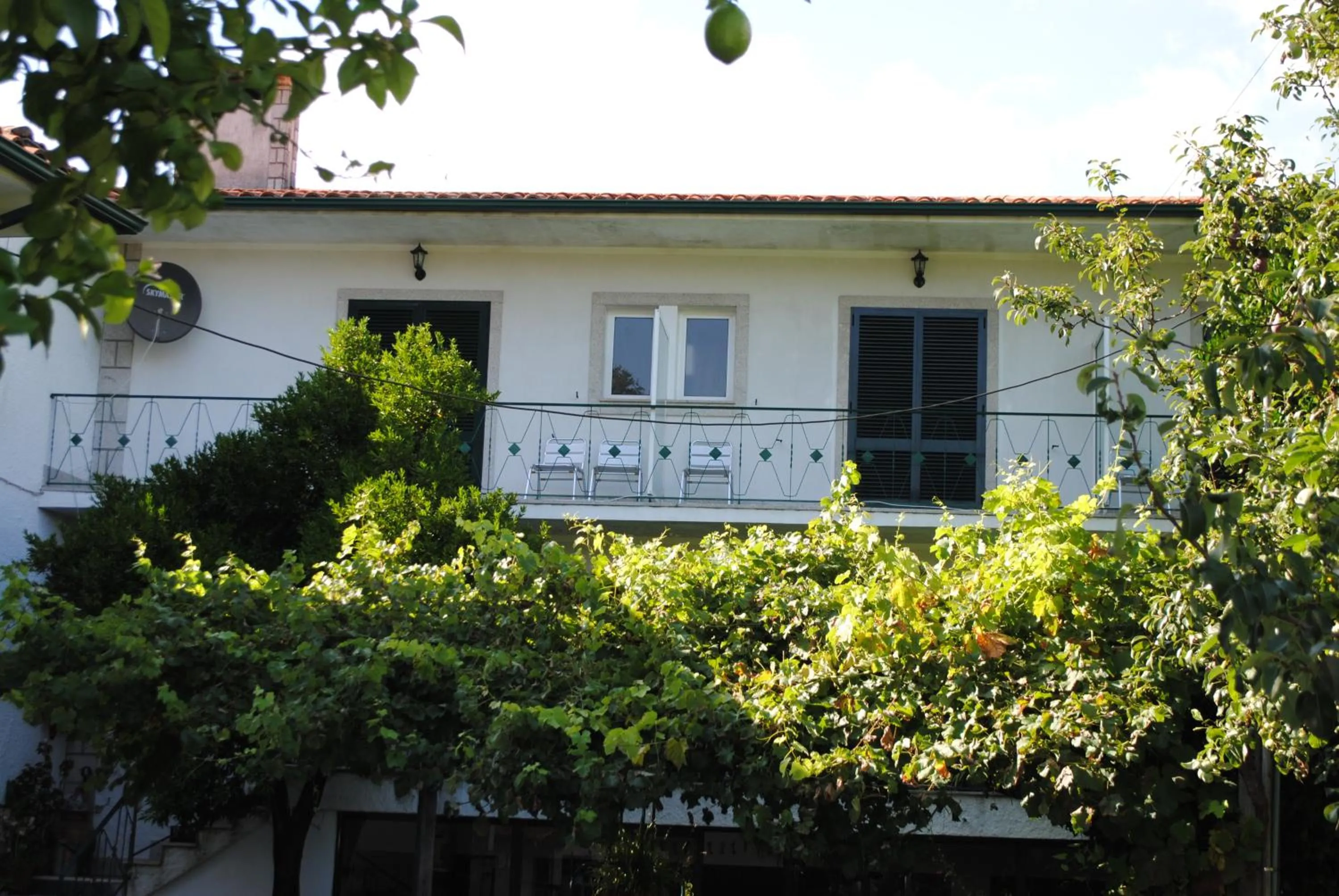 Facade/entrance in Casa Dos Santos Alojamento - Guest House
