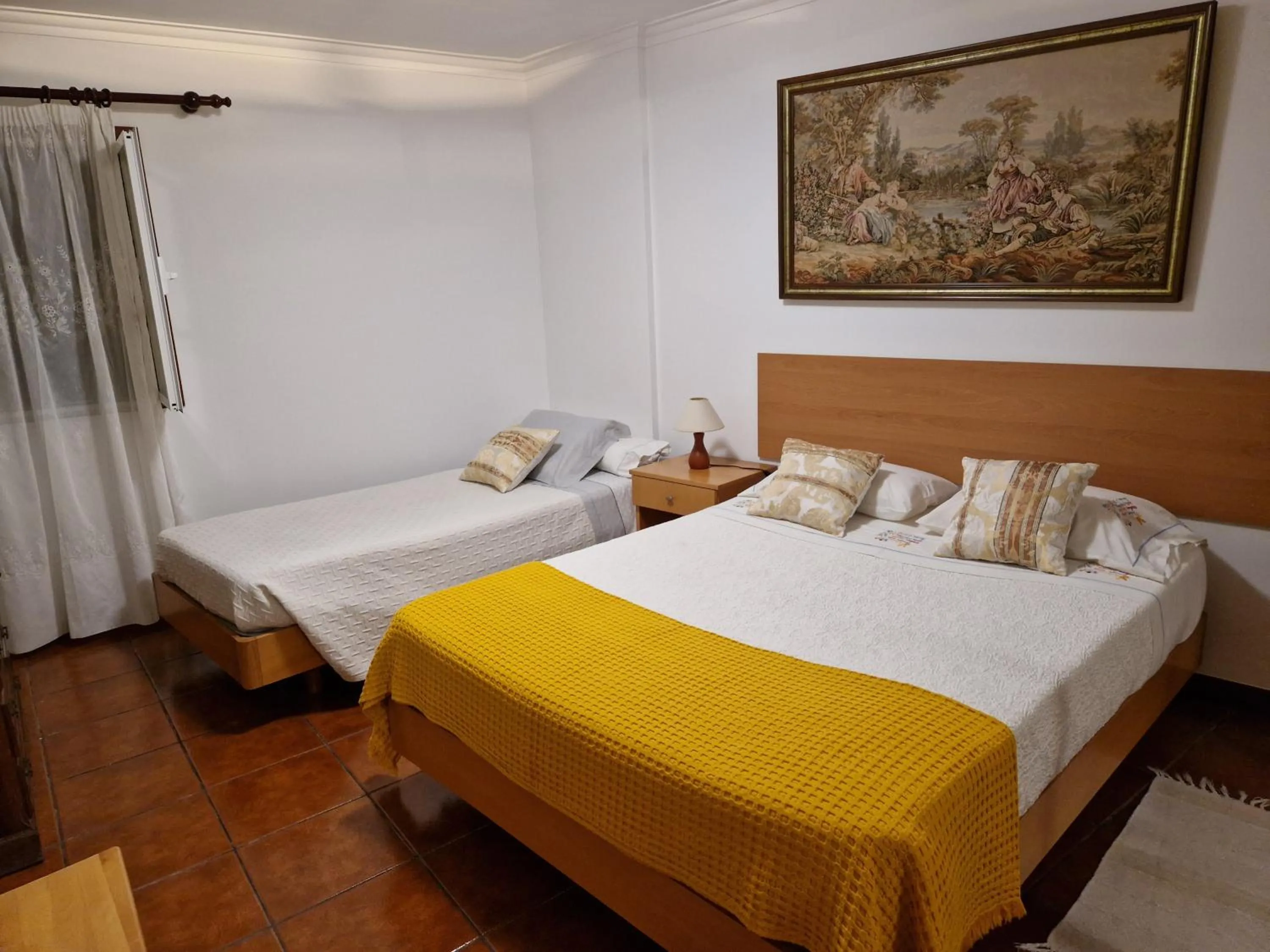Bed in Casa Dos Santos Alojamento - Guest House