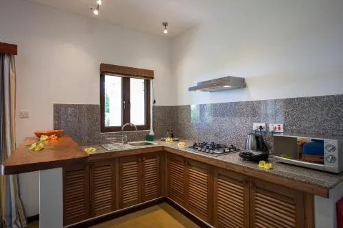 L'Hirondelle Self Catering Guest House