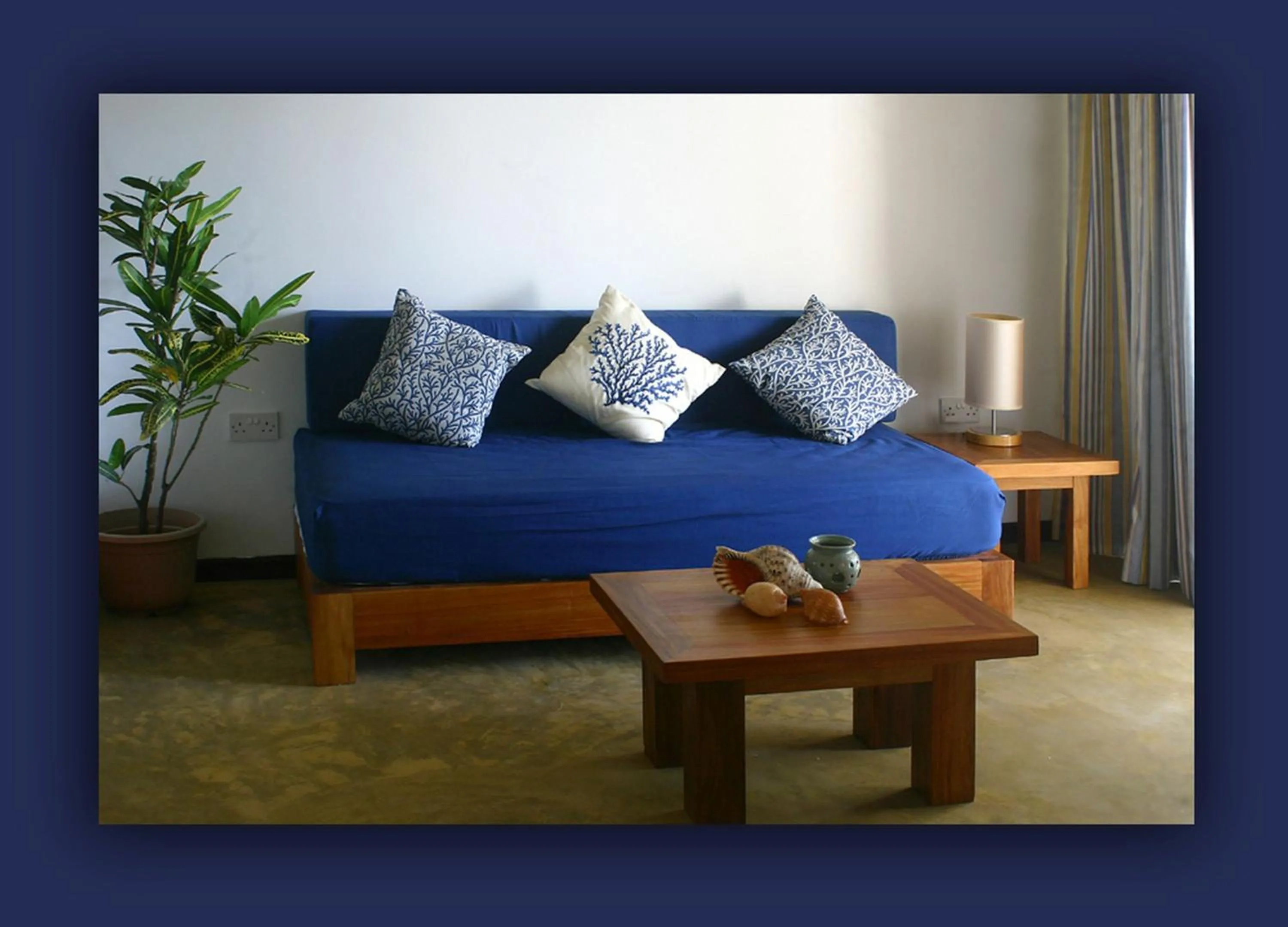Seating area in L'Hirondelle Self Catering Guest House