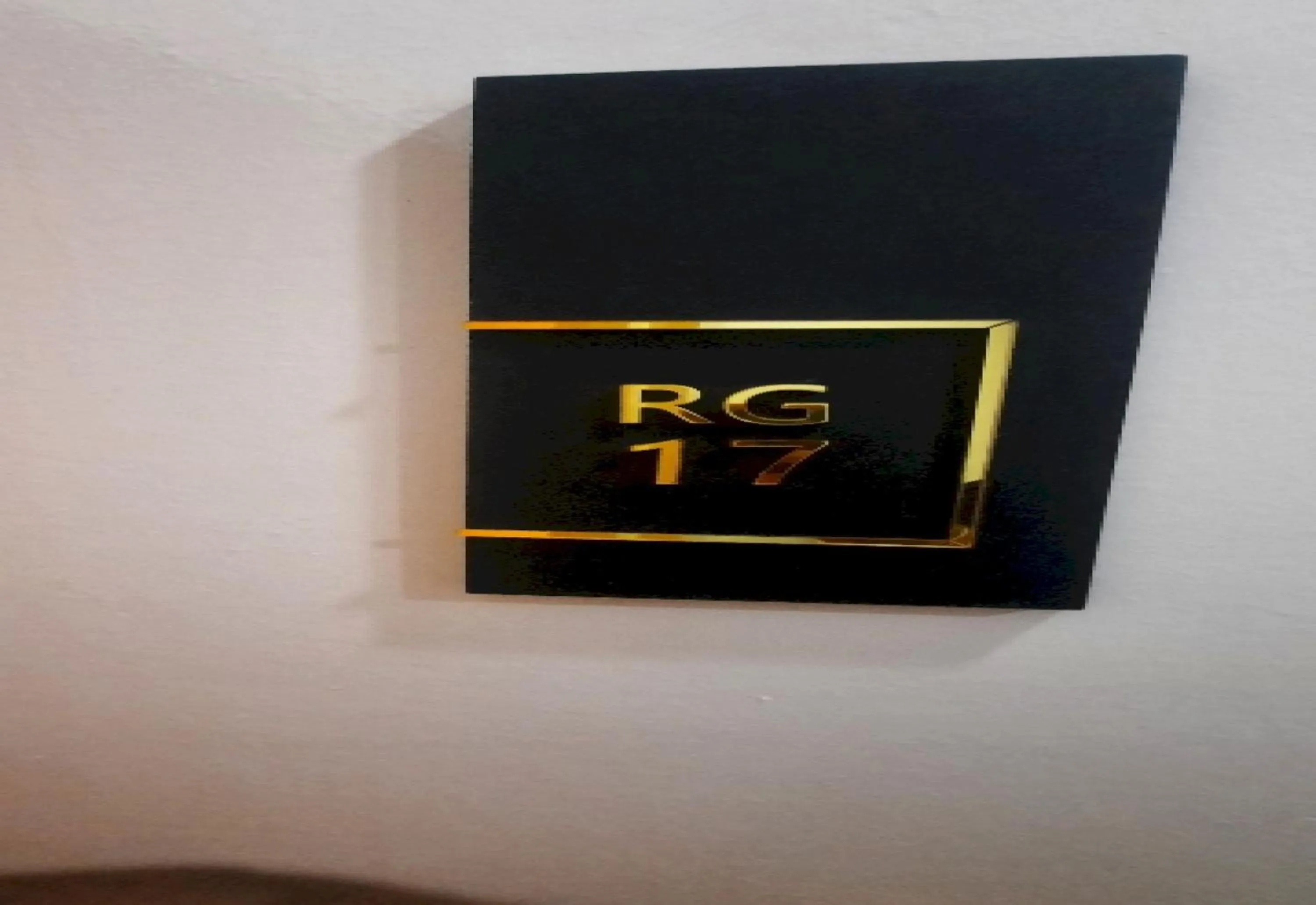 Logo/Certificate/Sign in Super OYO 90724 Rg Hotel