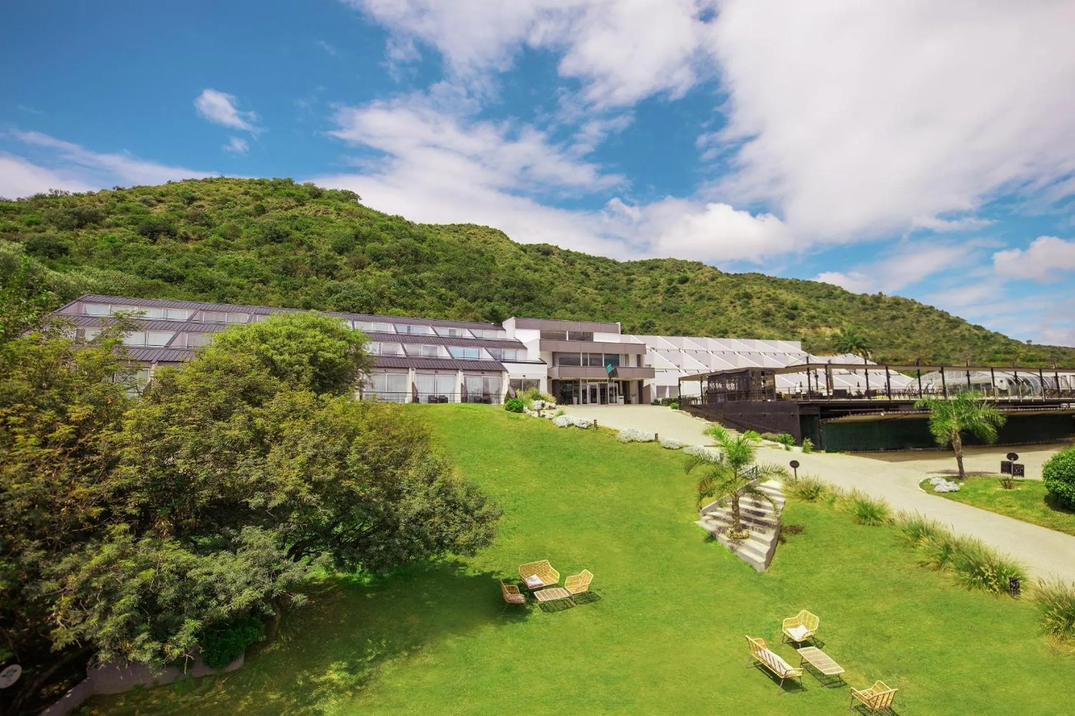 Property building in Pinares Panorama Suites, Spa & Convention Center