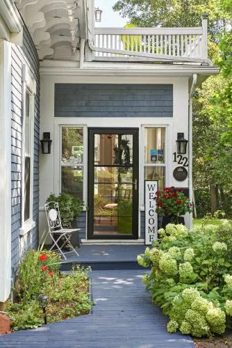 The Dawson House Bed & Breakfast