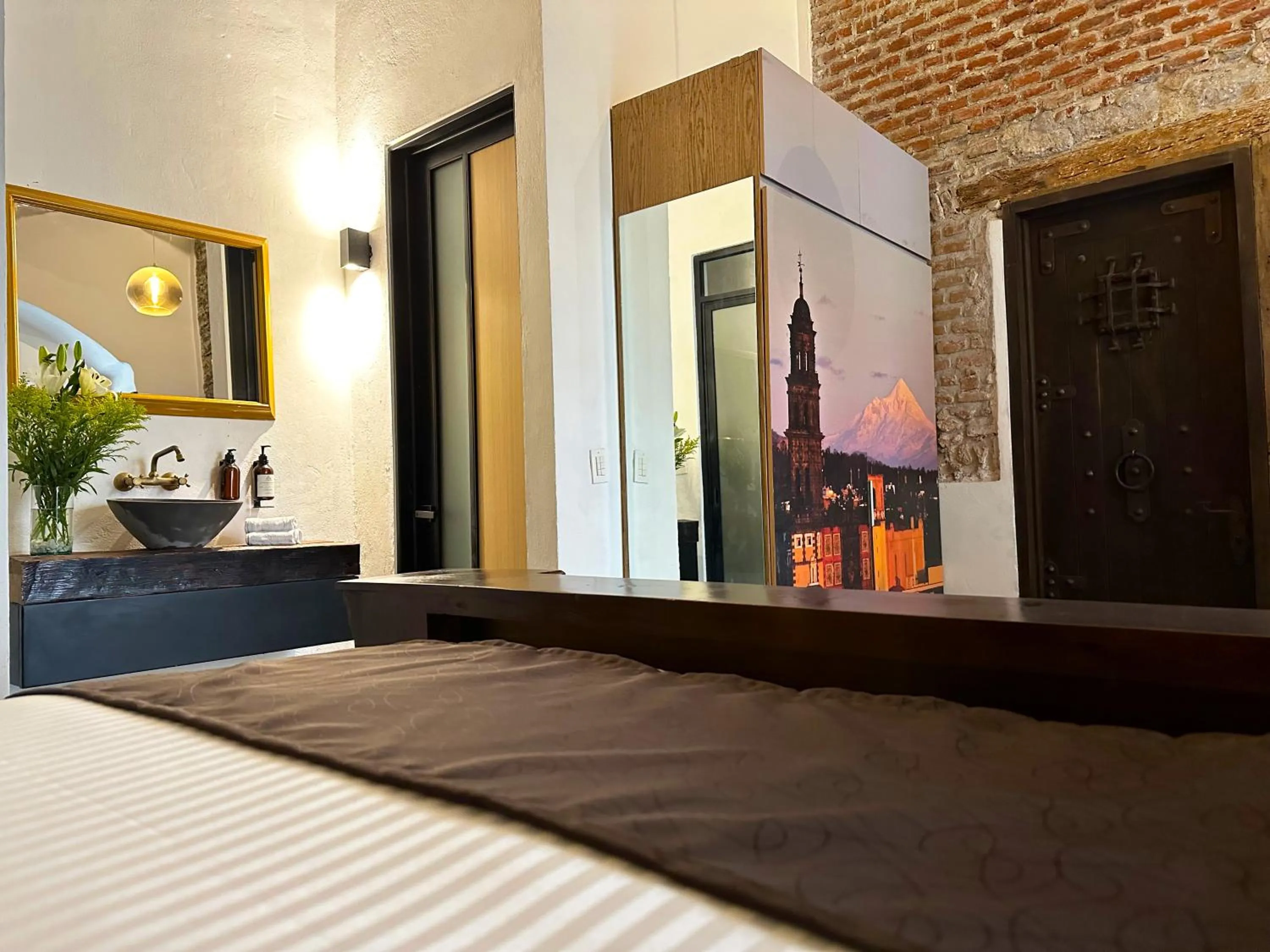 Photo of the whole room, Bed in HOTEL BOUTIQUE CASONA 65