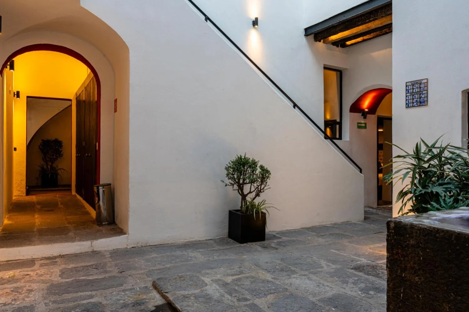 Patio in HOTEL BOUTIQUE CASONA 65