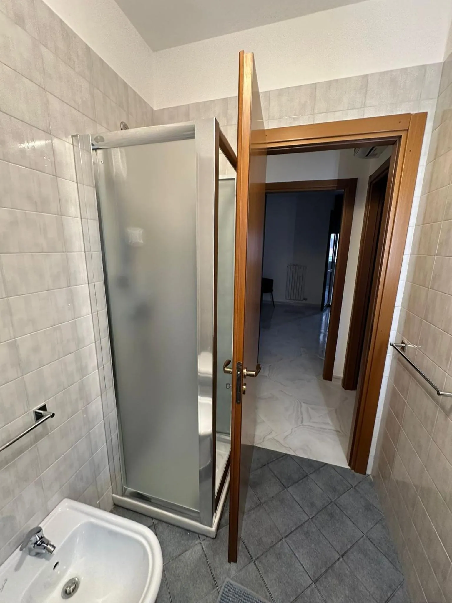 Shower in A casa di Chiara
