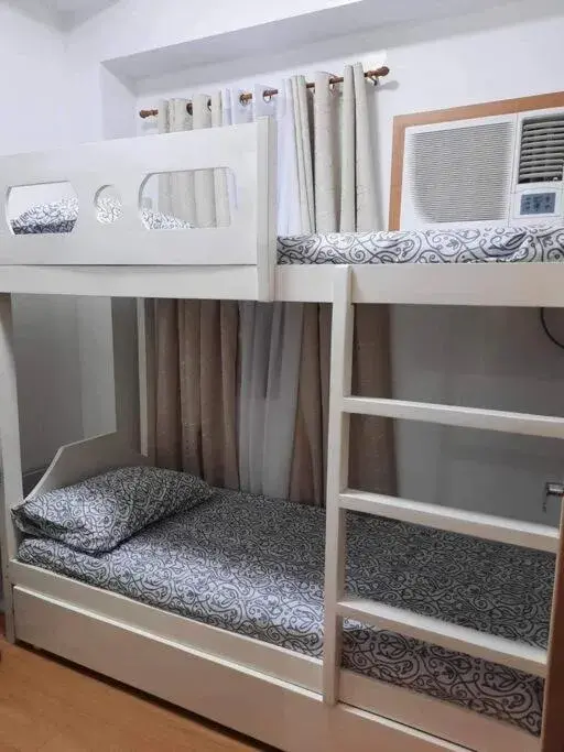 Bed in Happy Home Staycation Bed in Happy Home Staycation