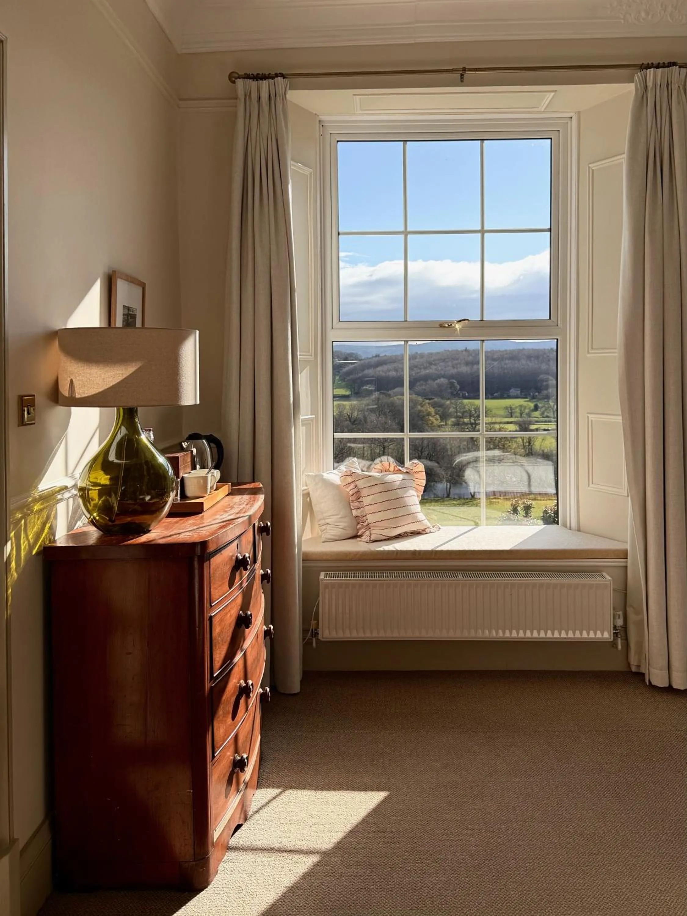 Bedroom, Bed in Coed Mawr Hall Bed & Breakfast