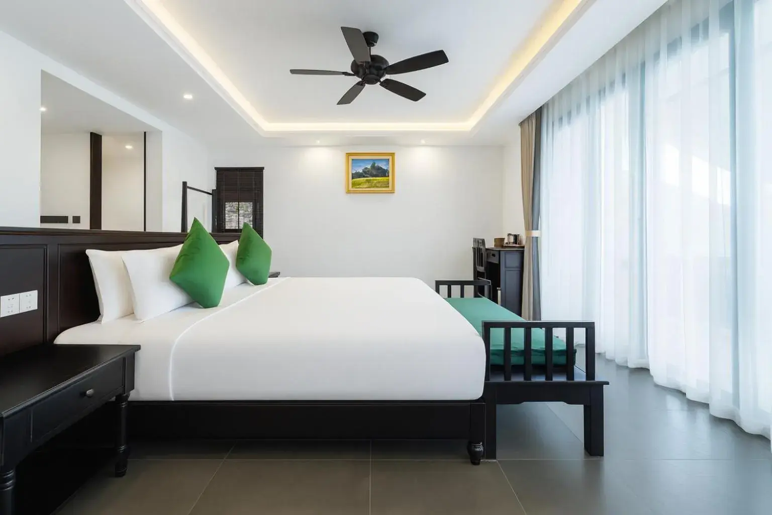 Deluxe King Room in Manyo Hotel and Resort Deluxe King Room in Manyo Hotel and Resort