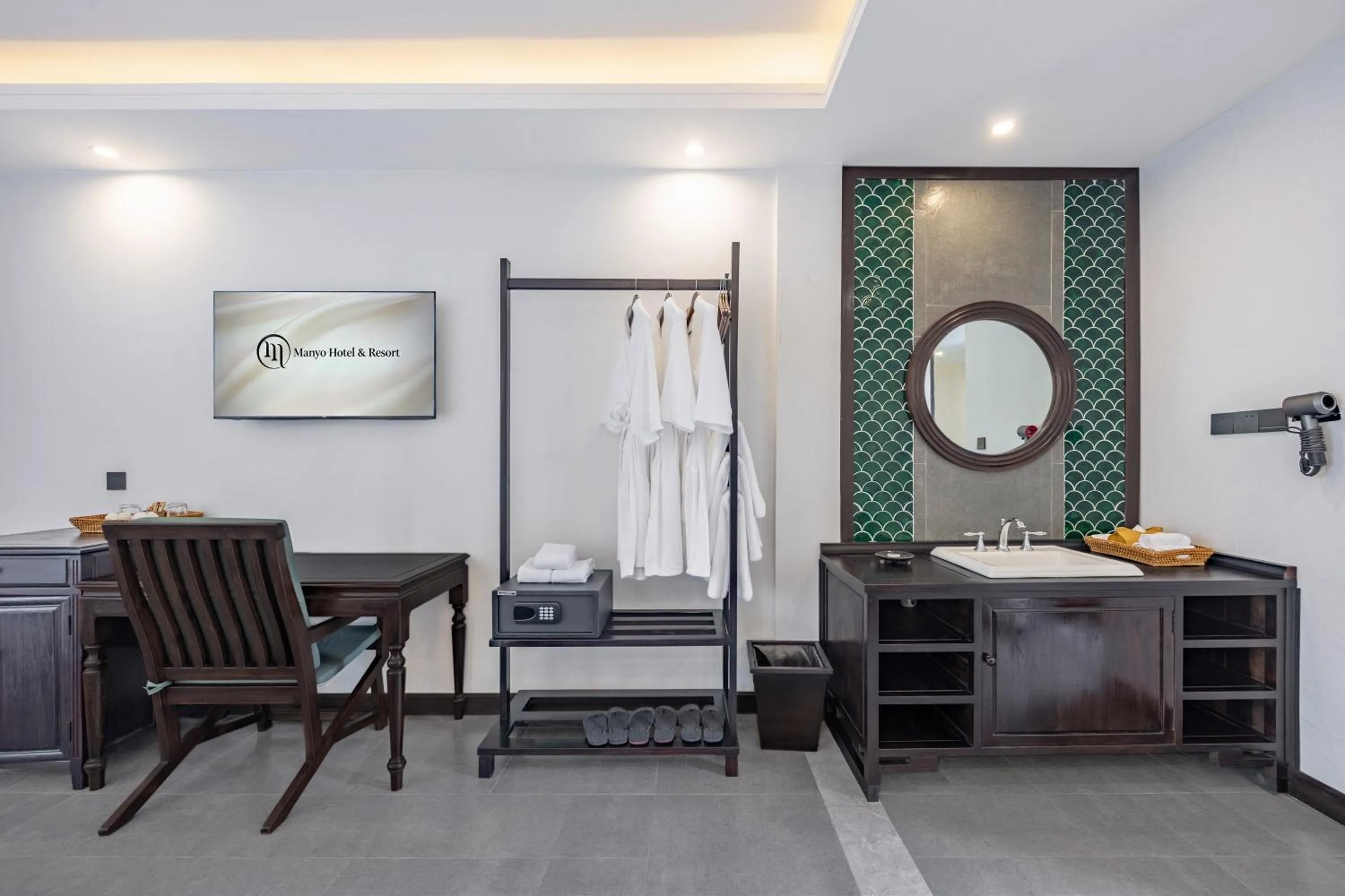 Toilet in Manyo Hotel and Resort