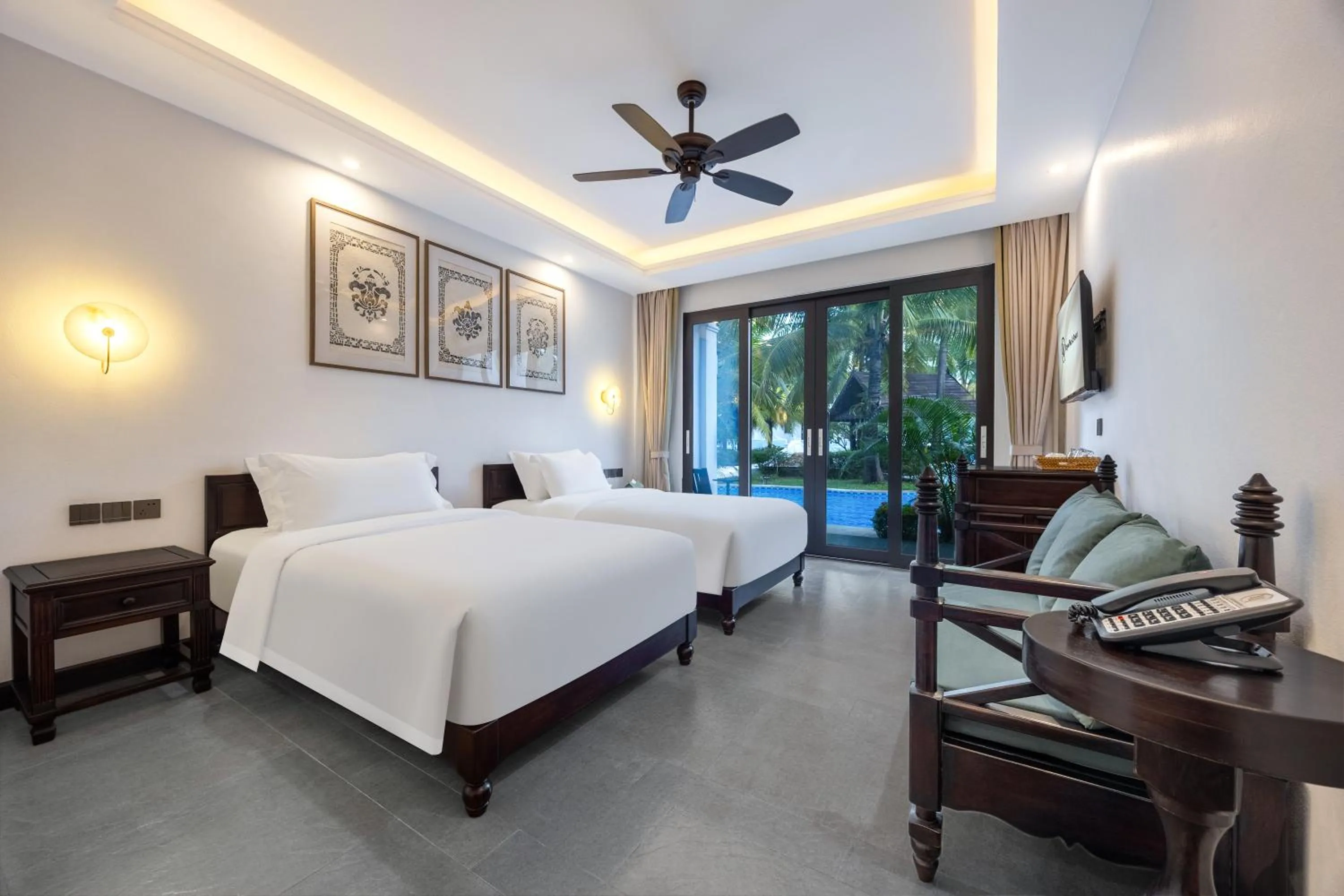 Photo of the whole room, Bed in Manyo Hotel and Resort