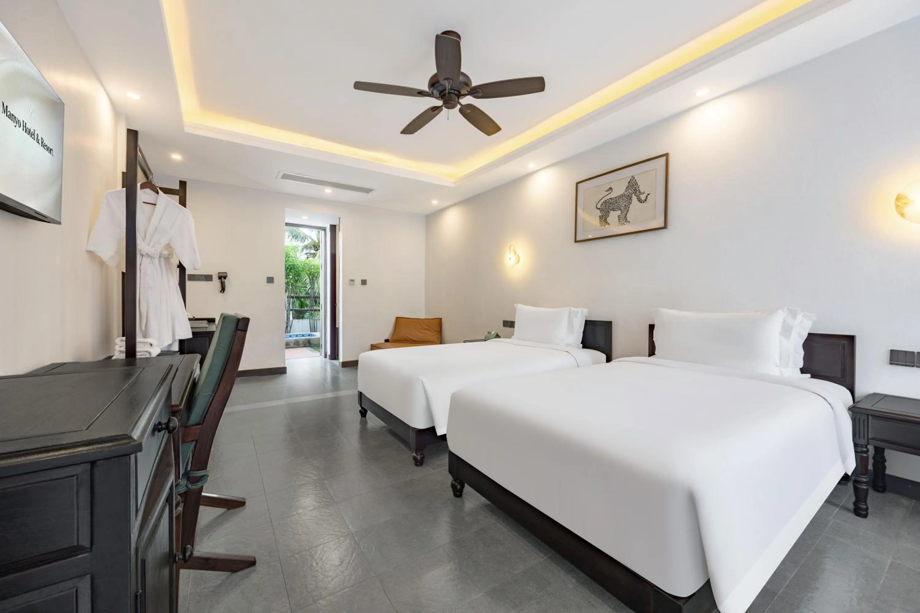 Photo of the whole room, Bed in Manyo Hotel and Resort