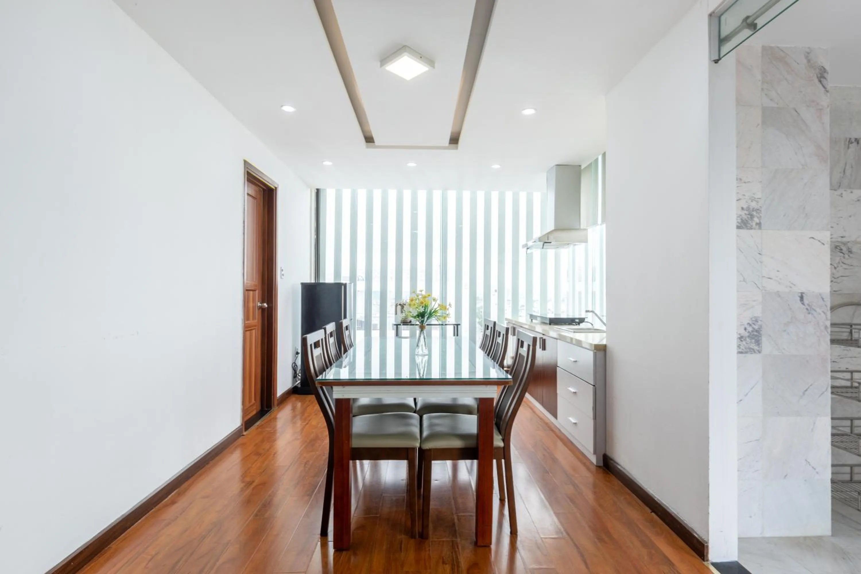 TV and multimedia in Golden Sun Apartment by New Sky Travel