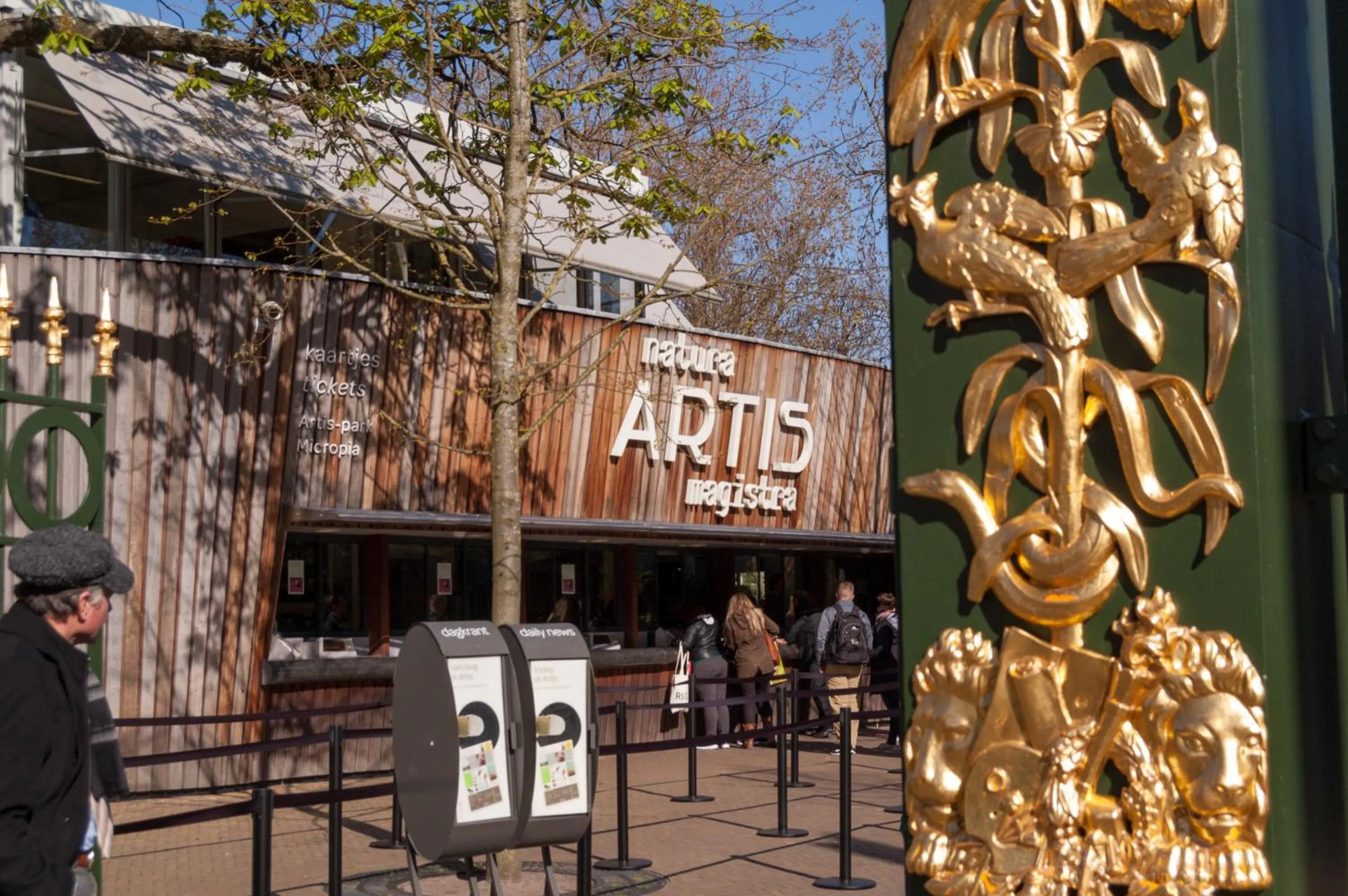 Decorative detail in Hotel Park Plantage