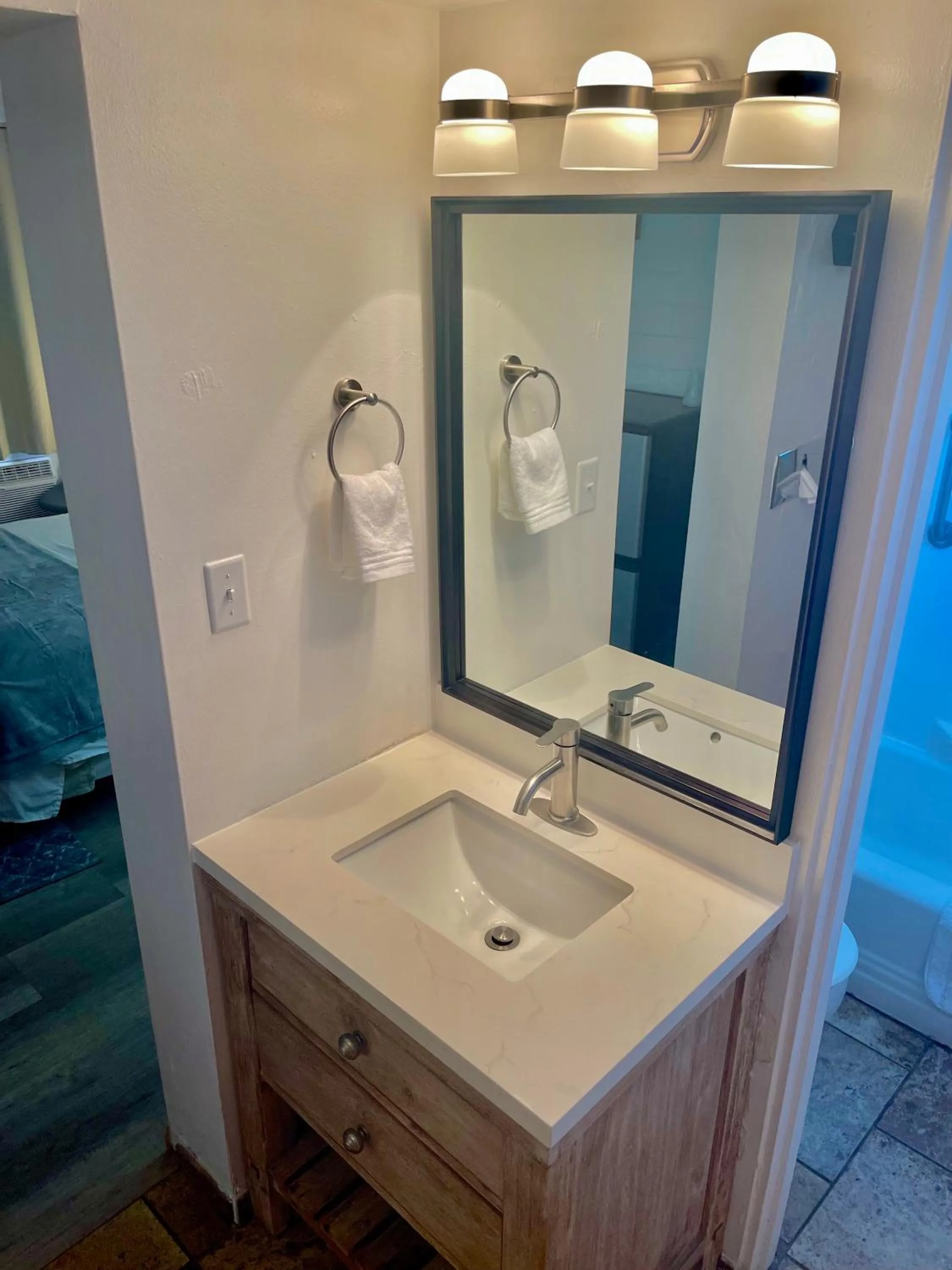 Canyon's Edge Route 66 Motel