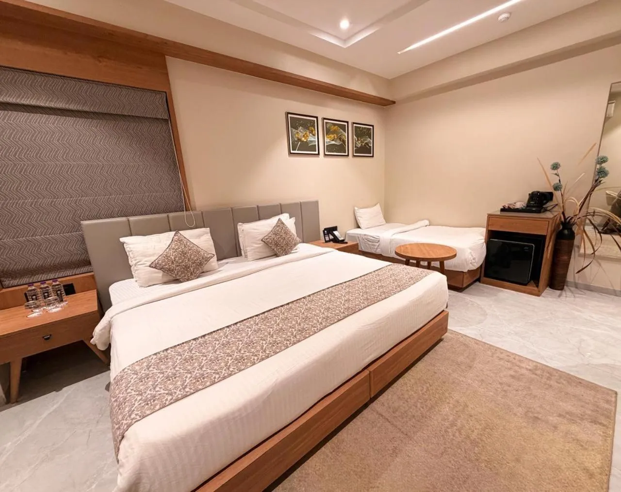 Bed in Hotel Park Royal