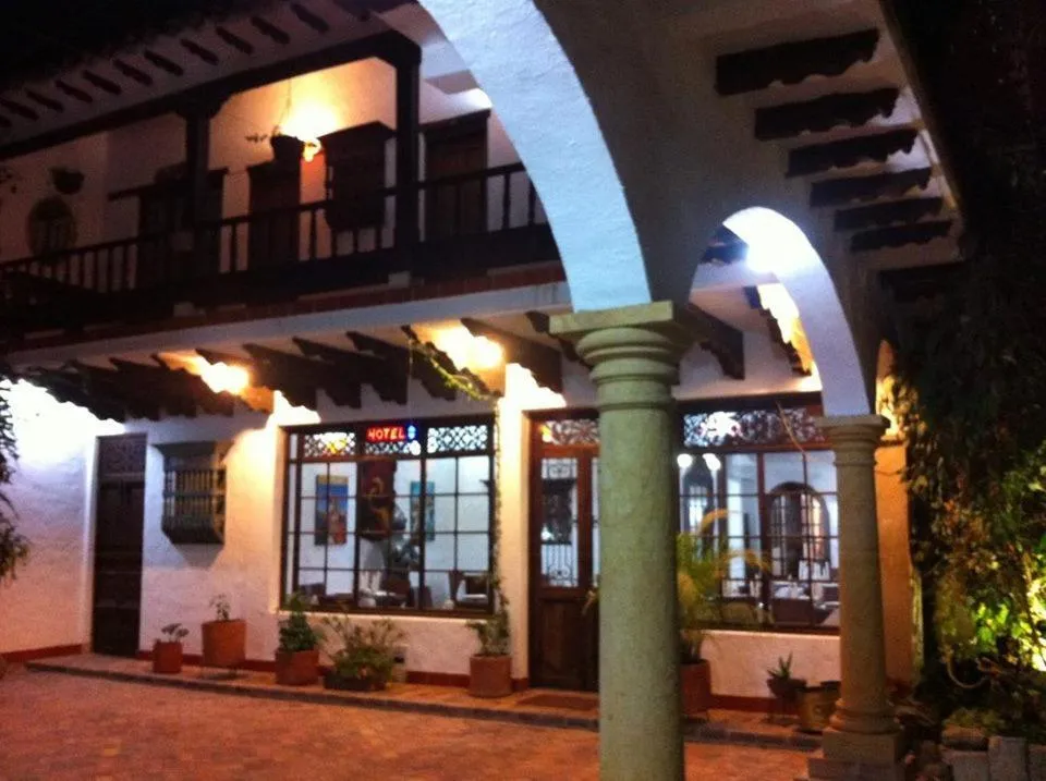Facade/entrance in Hotel Los Frayles