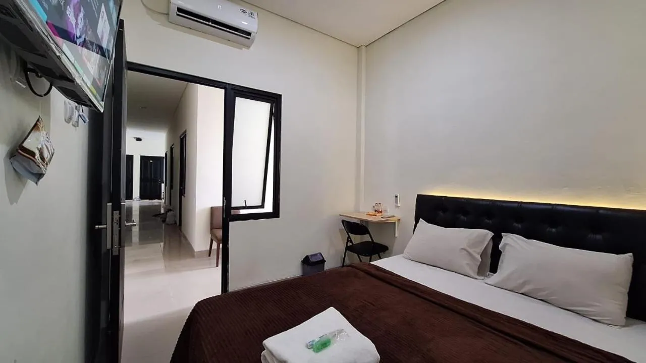 Bed in TRAM - The Seturan Raya Eksklusif Rooms