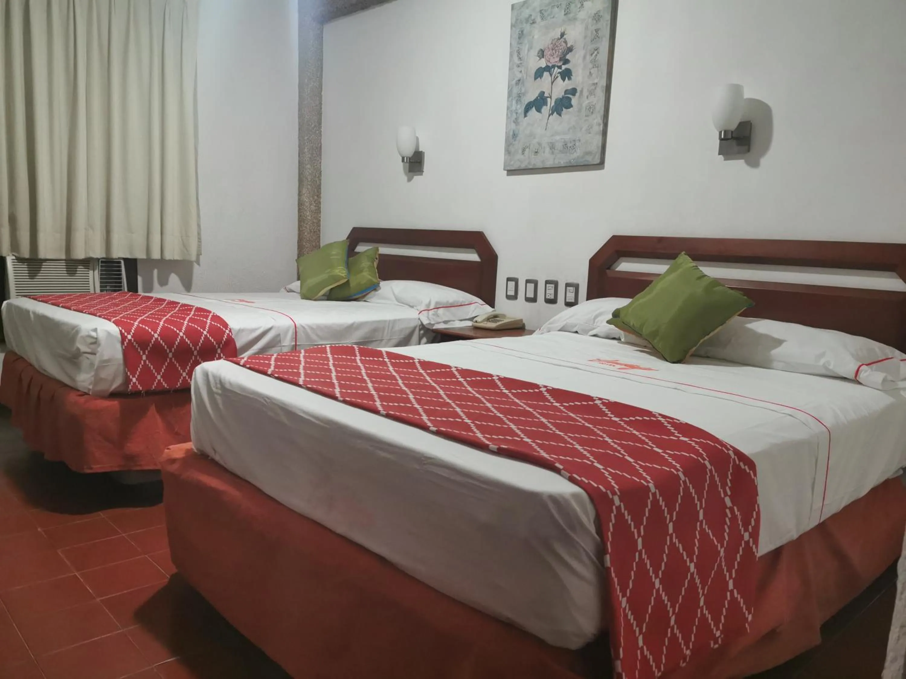 Photo of the whole room, Bed in Hotel Candilejas Playa