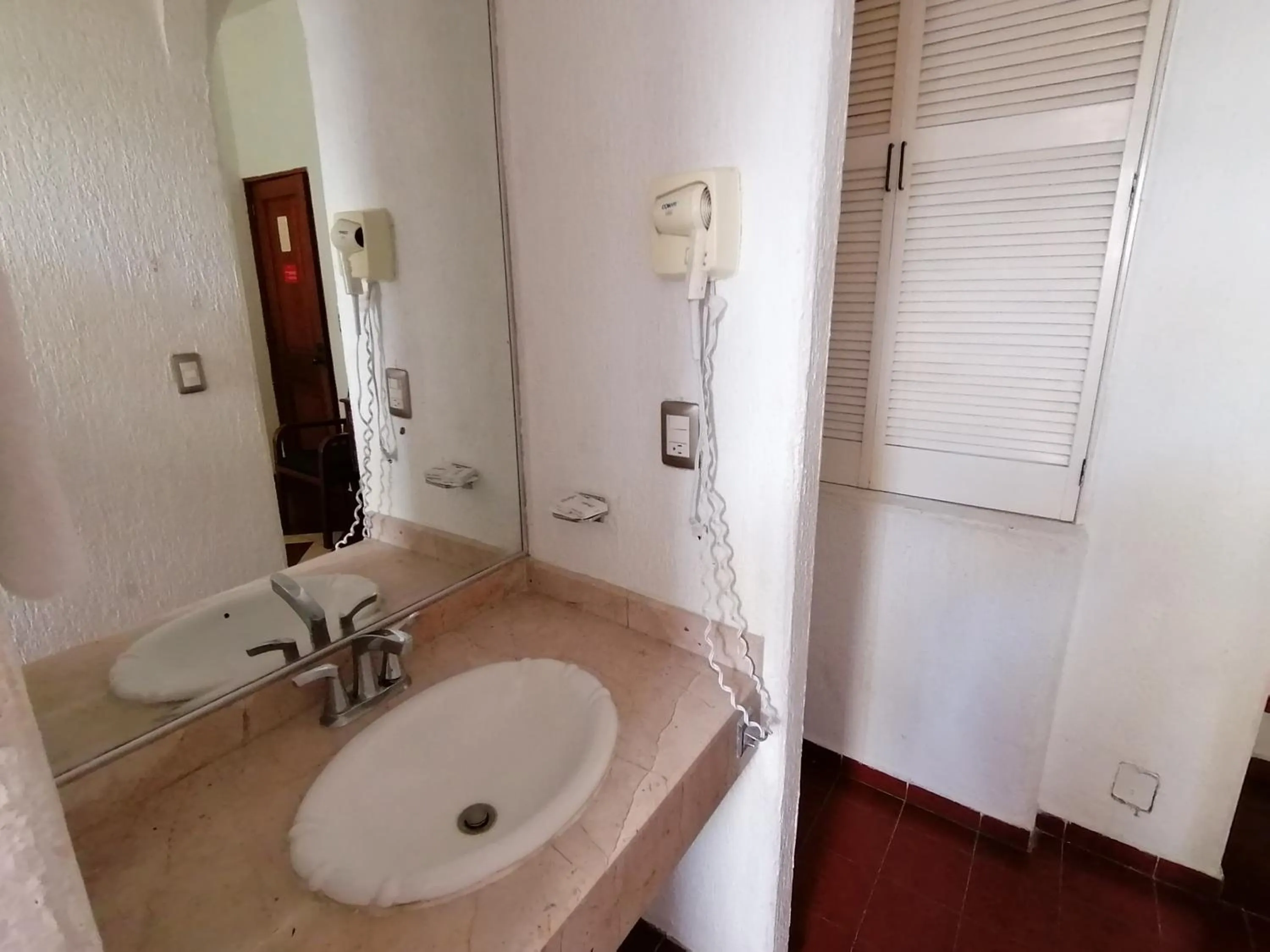 Bathroom in Hotel Candilejas Playa