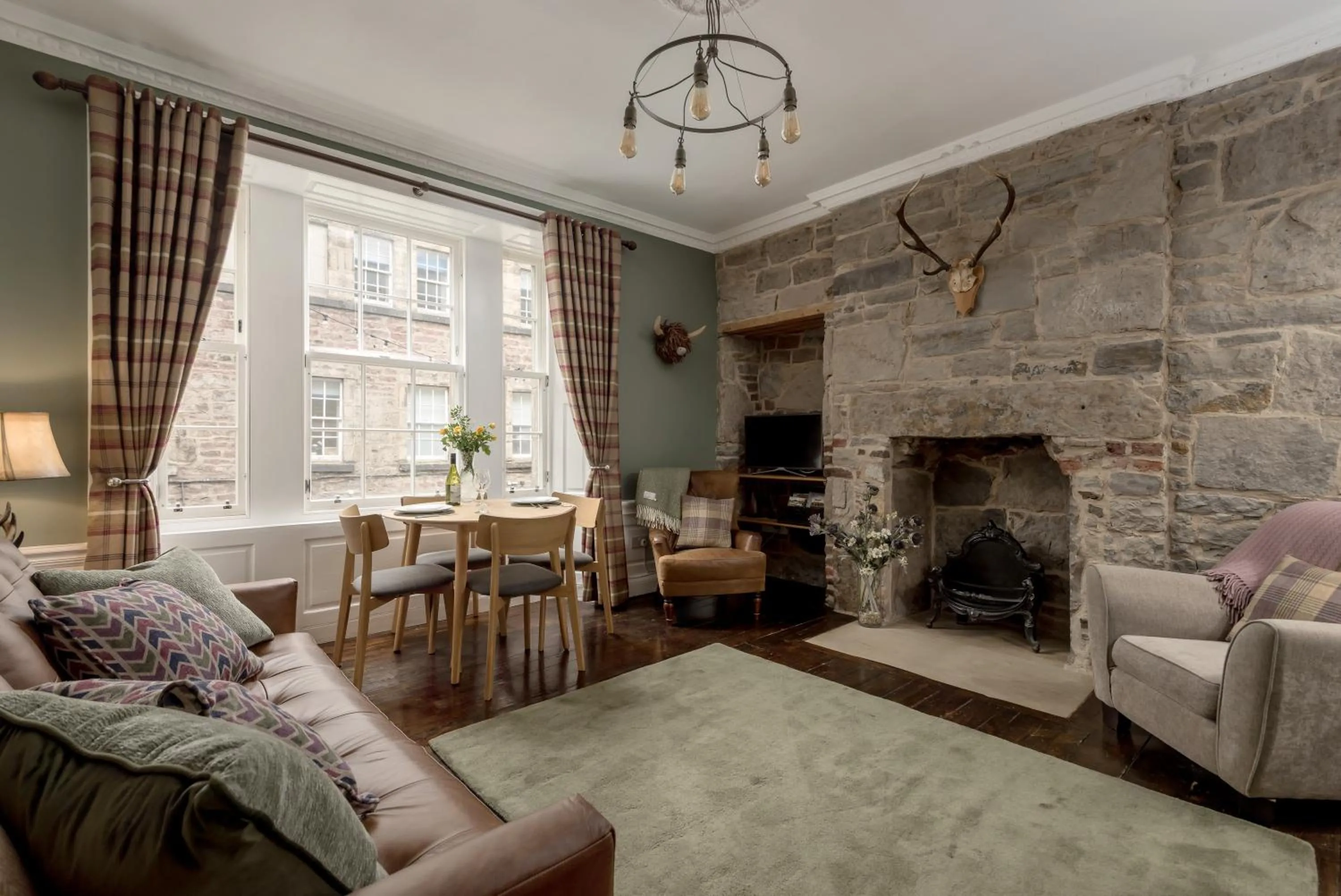 Rose Apartment
