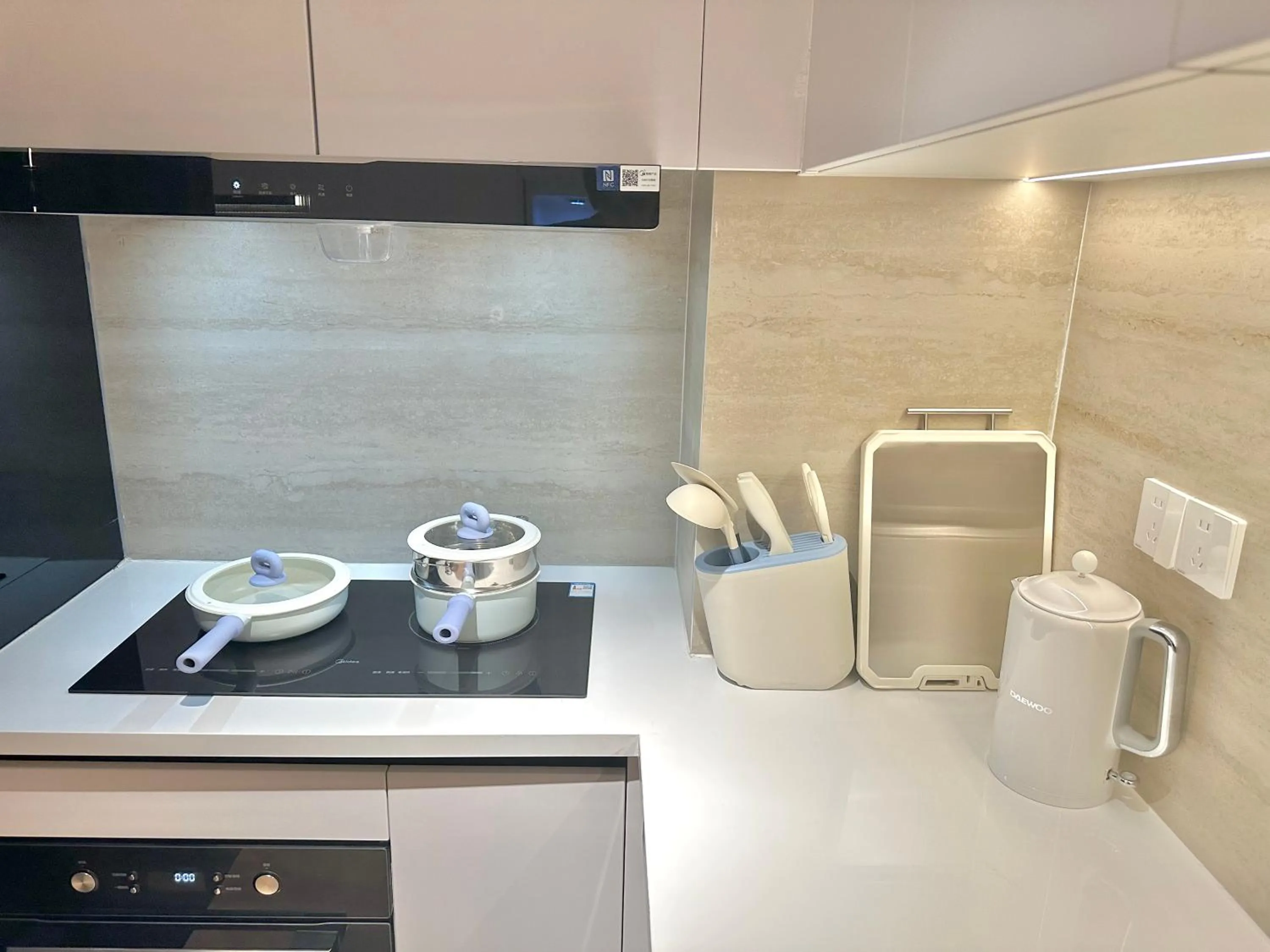 Kitchen or kitchenette in ZHome-Count luxury apartment