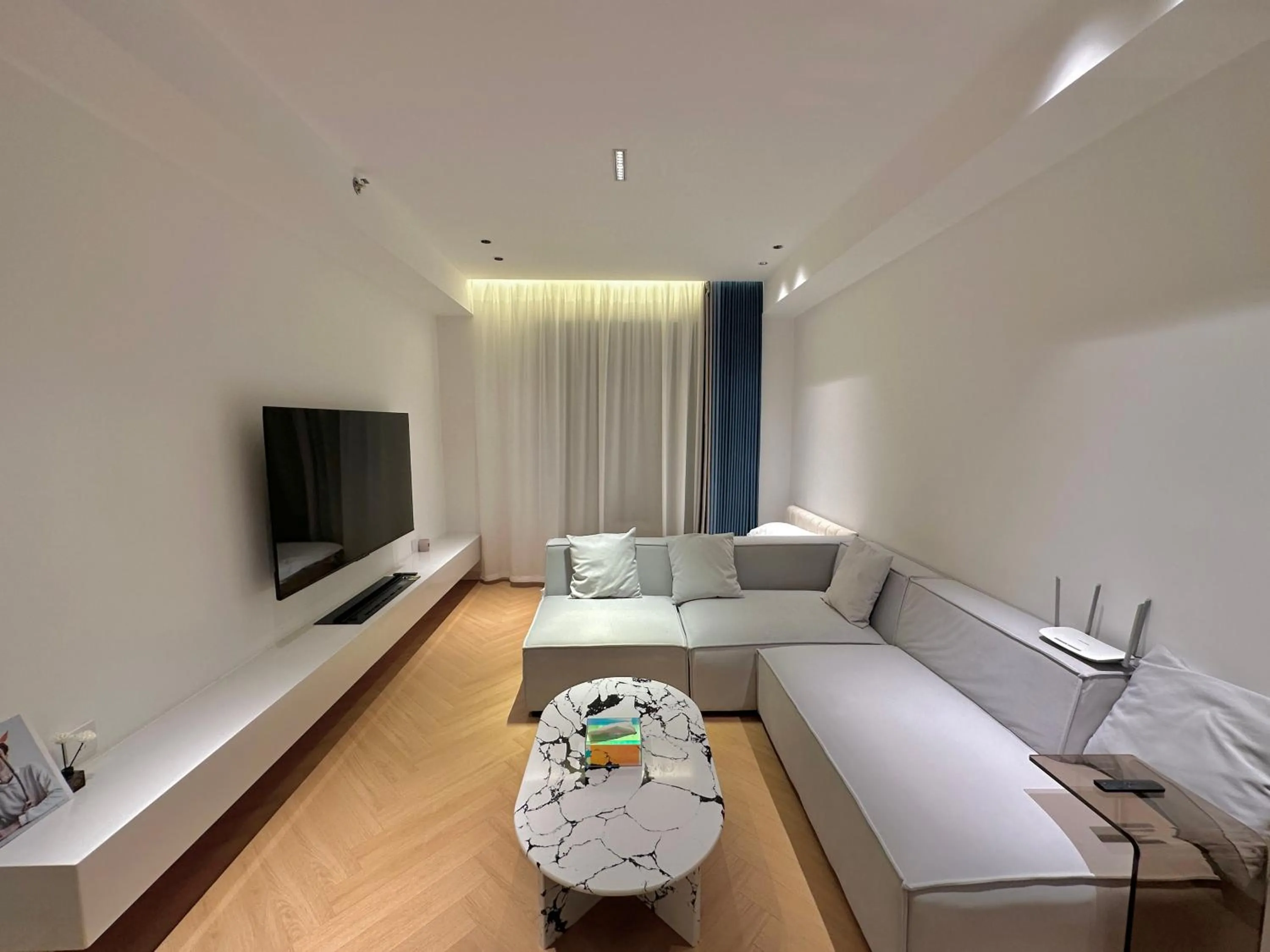 ZHome-Count luxury apartment