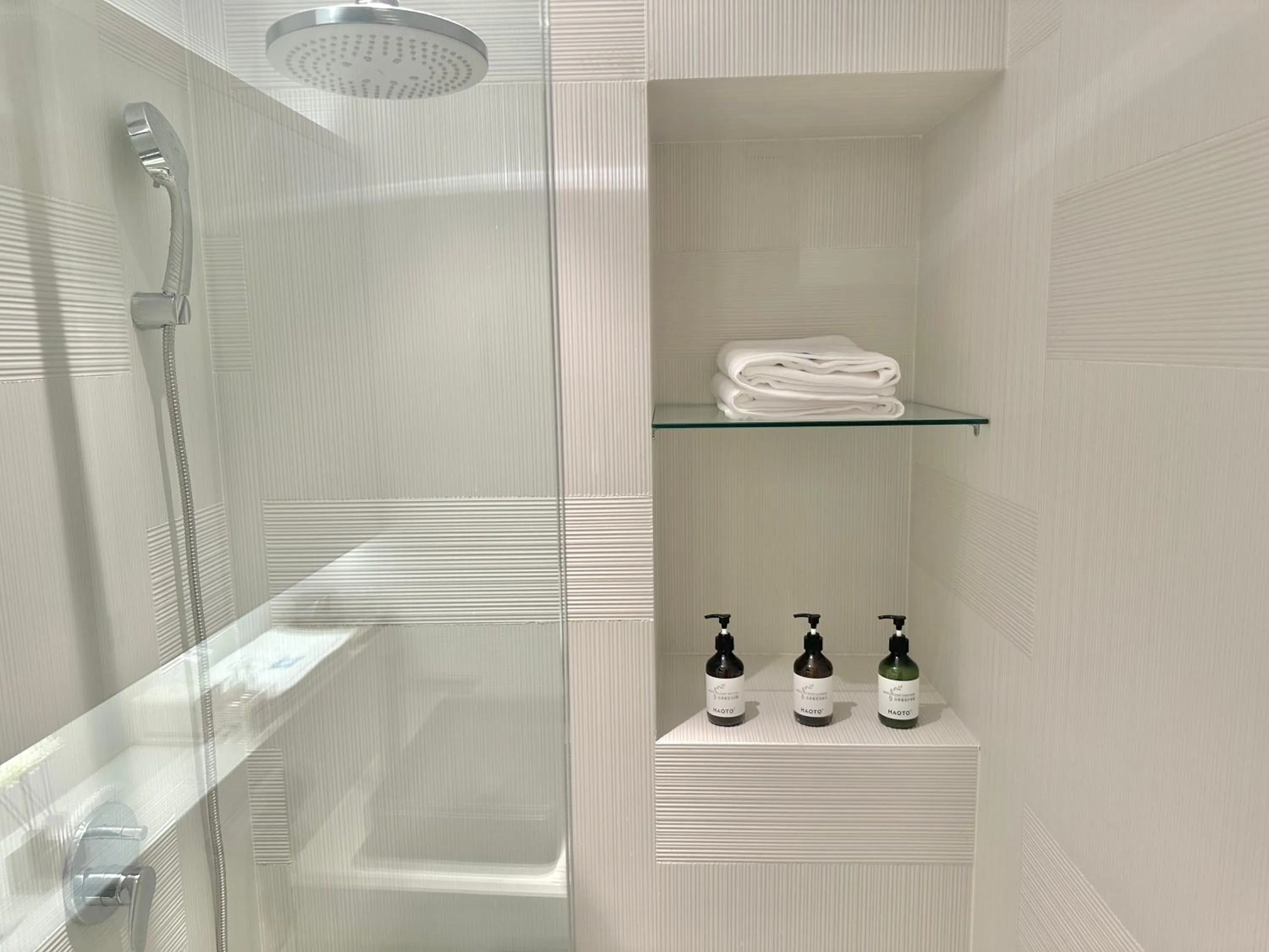 Shower in ZHome-Count luxury apartment