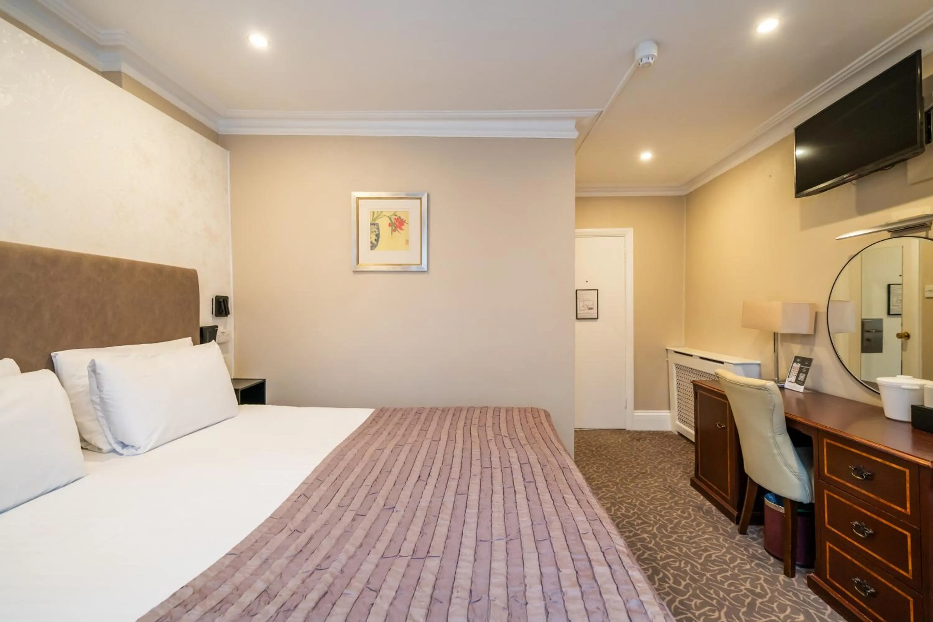 Bed in Hotel La Place