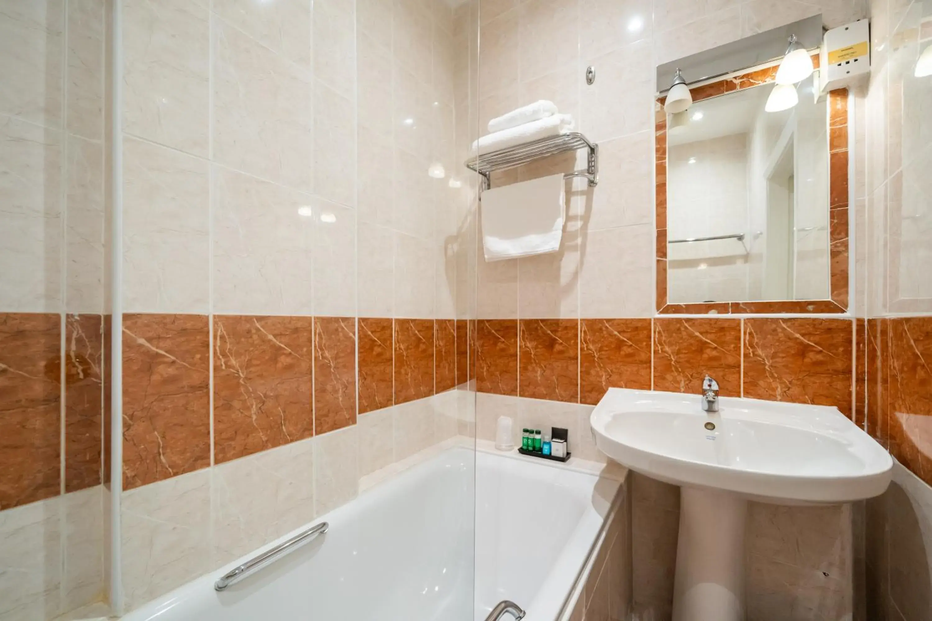 Bathroom in Hotel La Place Bathroom in Hotel La Place