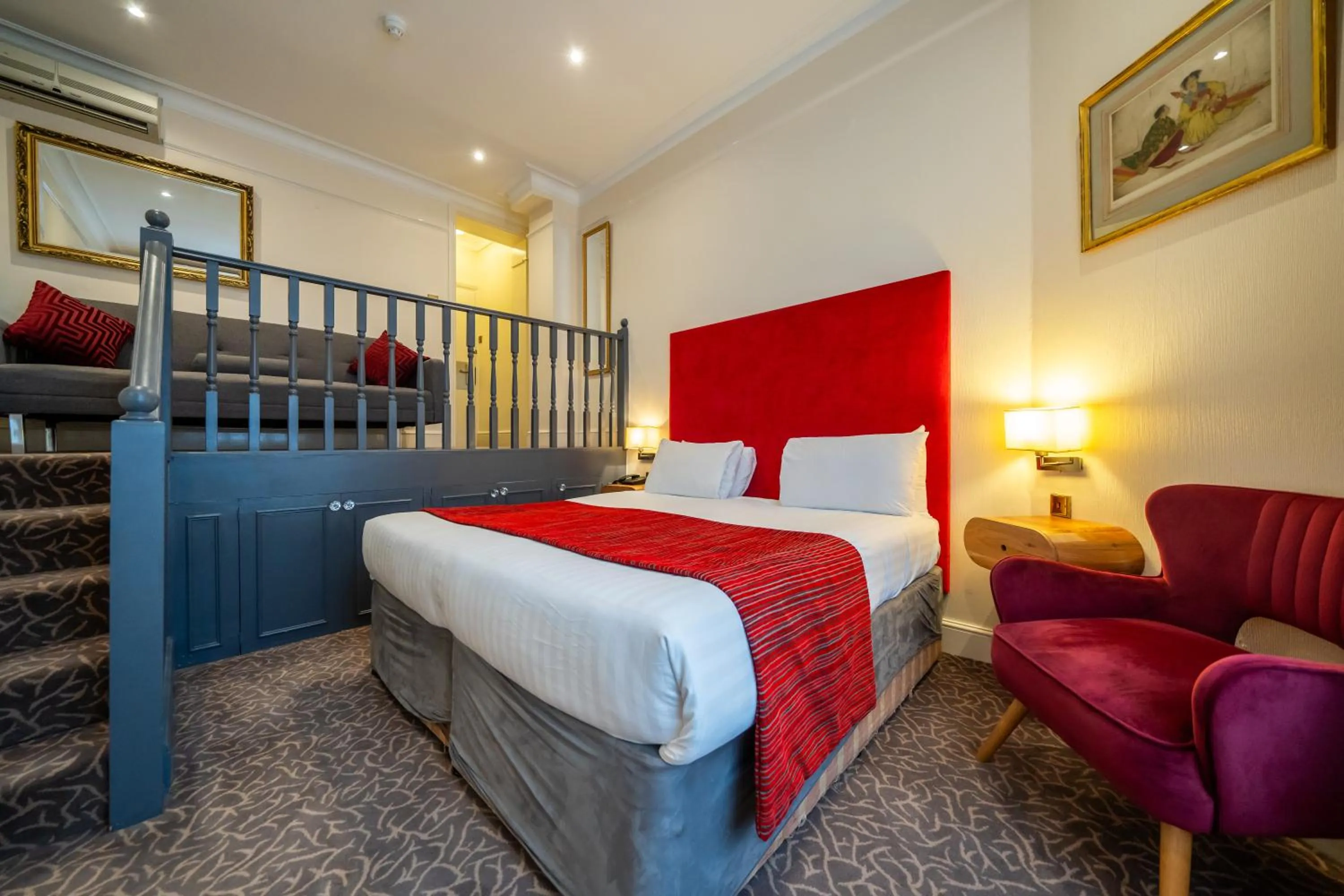 Bed in Hotel La Place