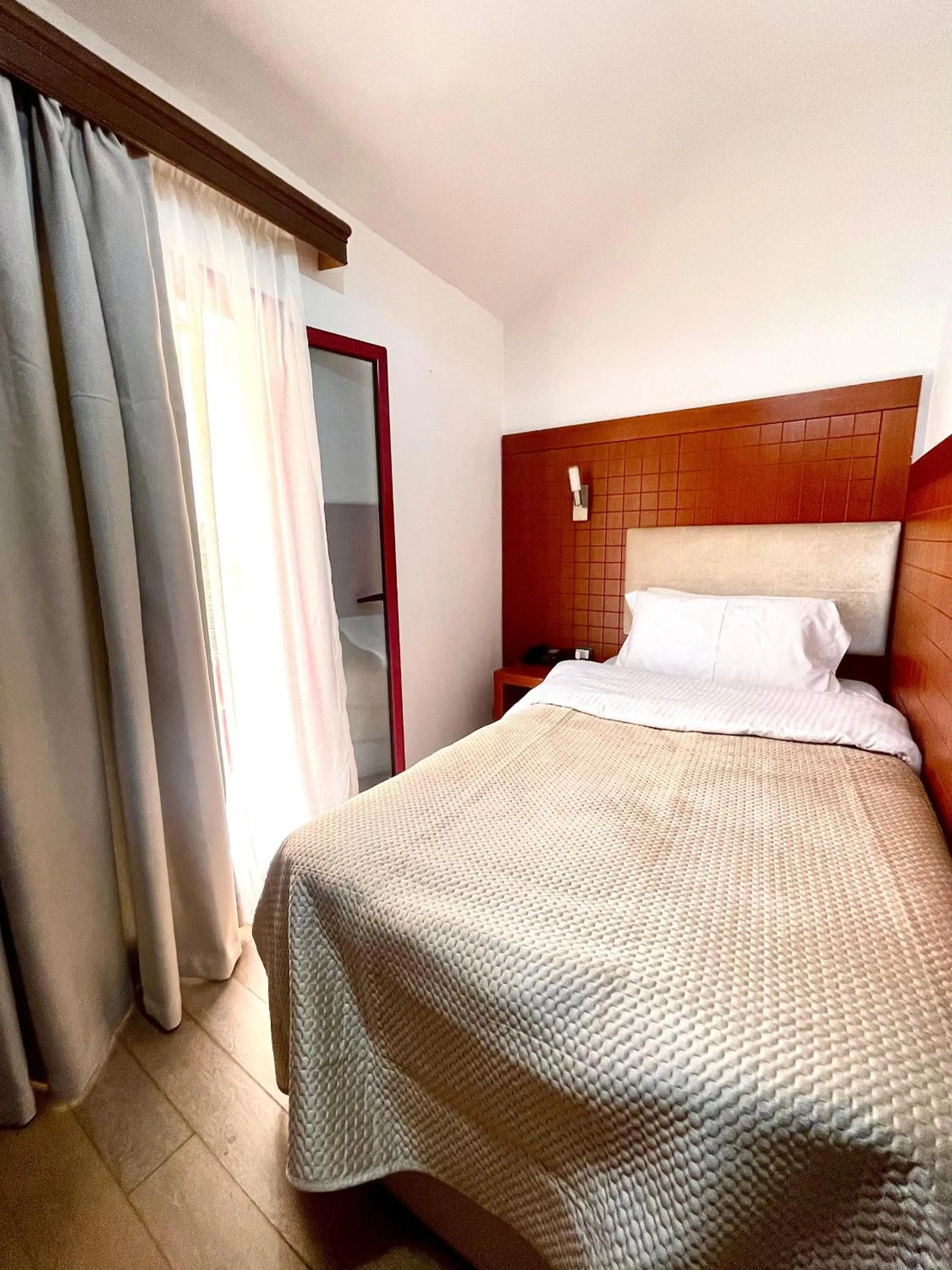 Bedroom, Bed in City 5 Hotel