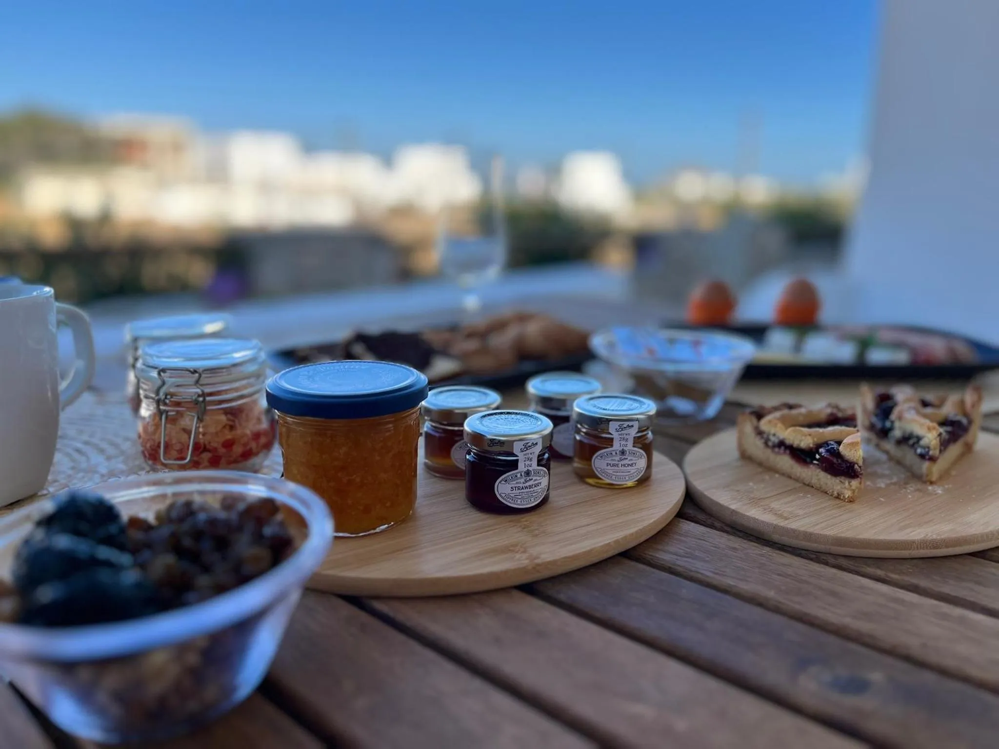 VILLAGE LIANA MAROULI KASTRAKI