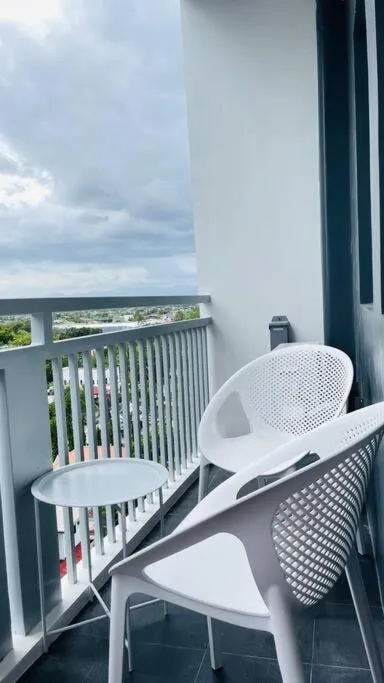 Balcony/Terrace in WV2 Condotel Luxury