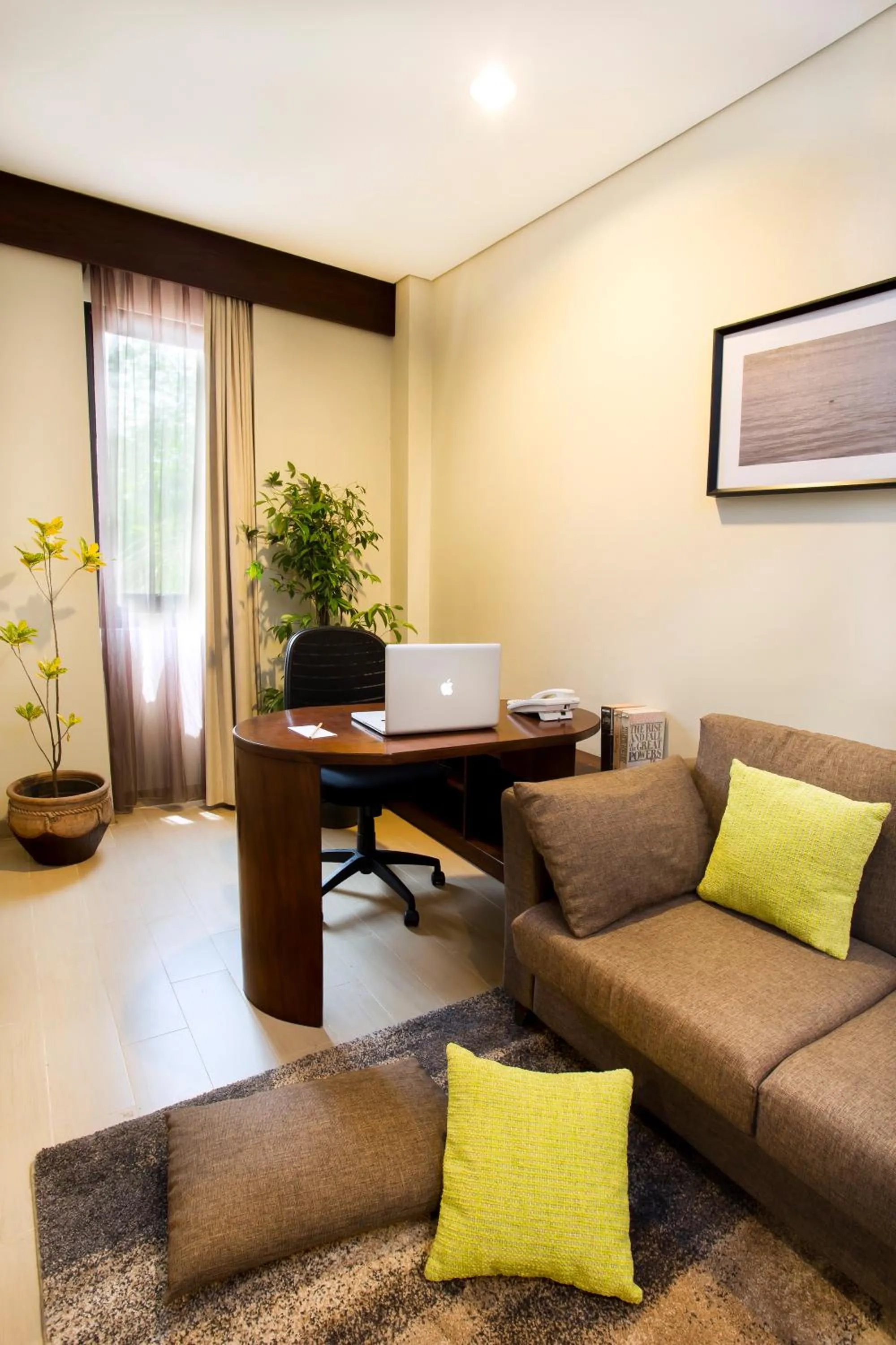 Living room in PrimeBiz Hotel Karawang