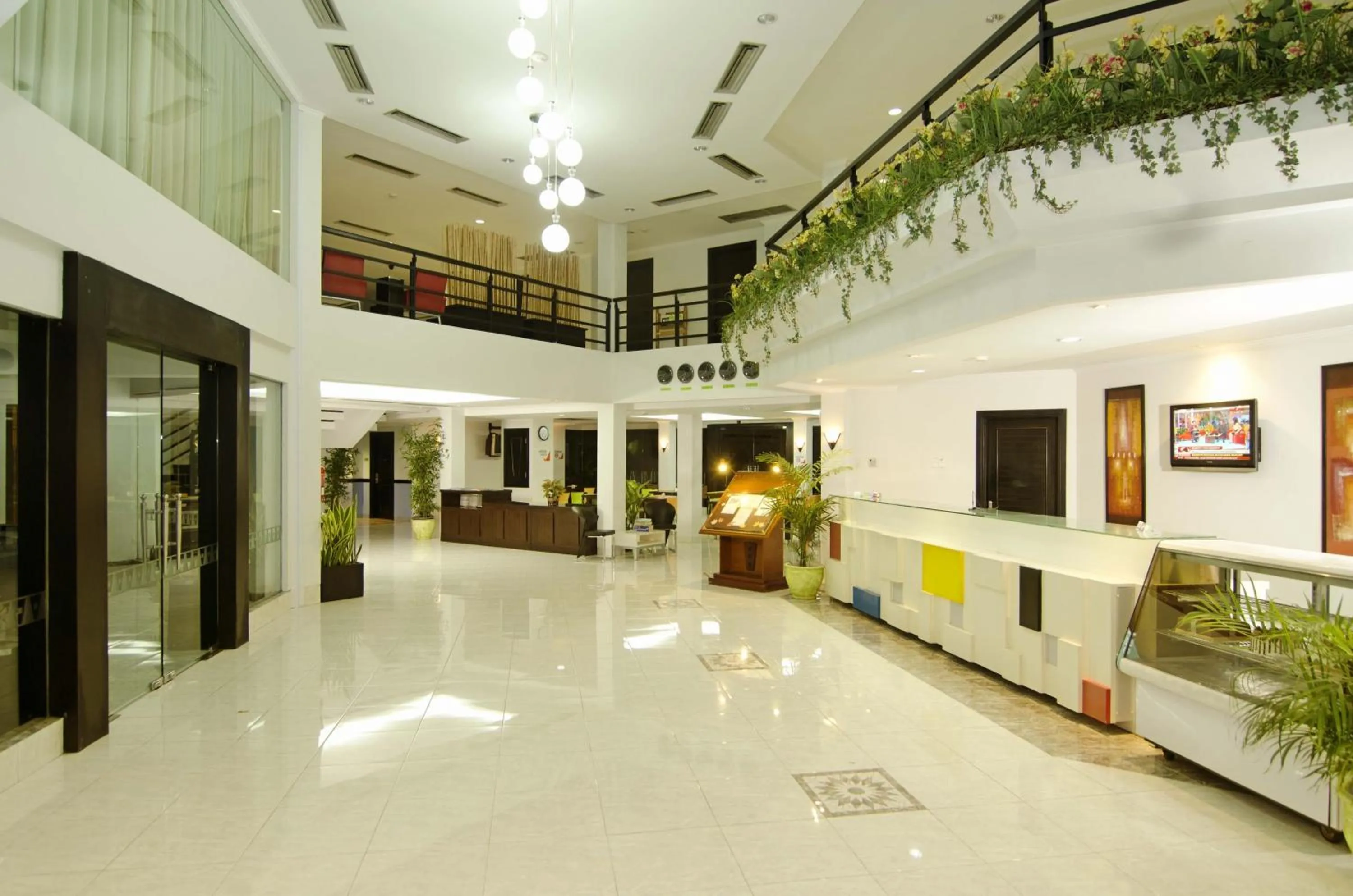 Lobby or reception in PrimeBiz Hotel Karawang