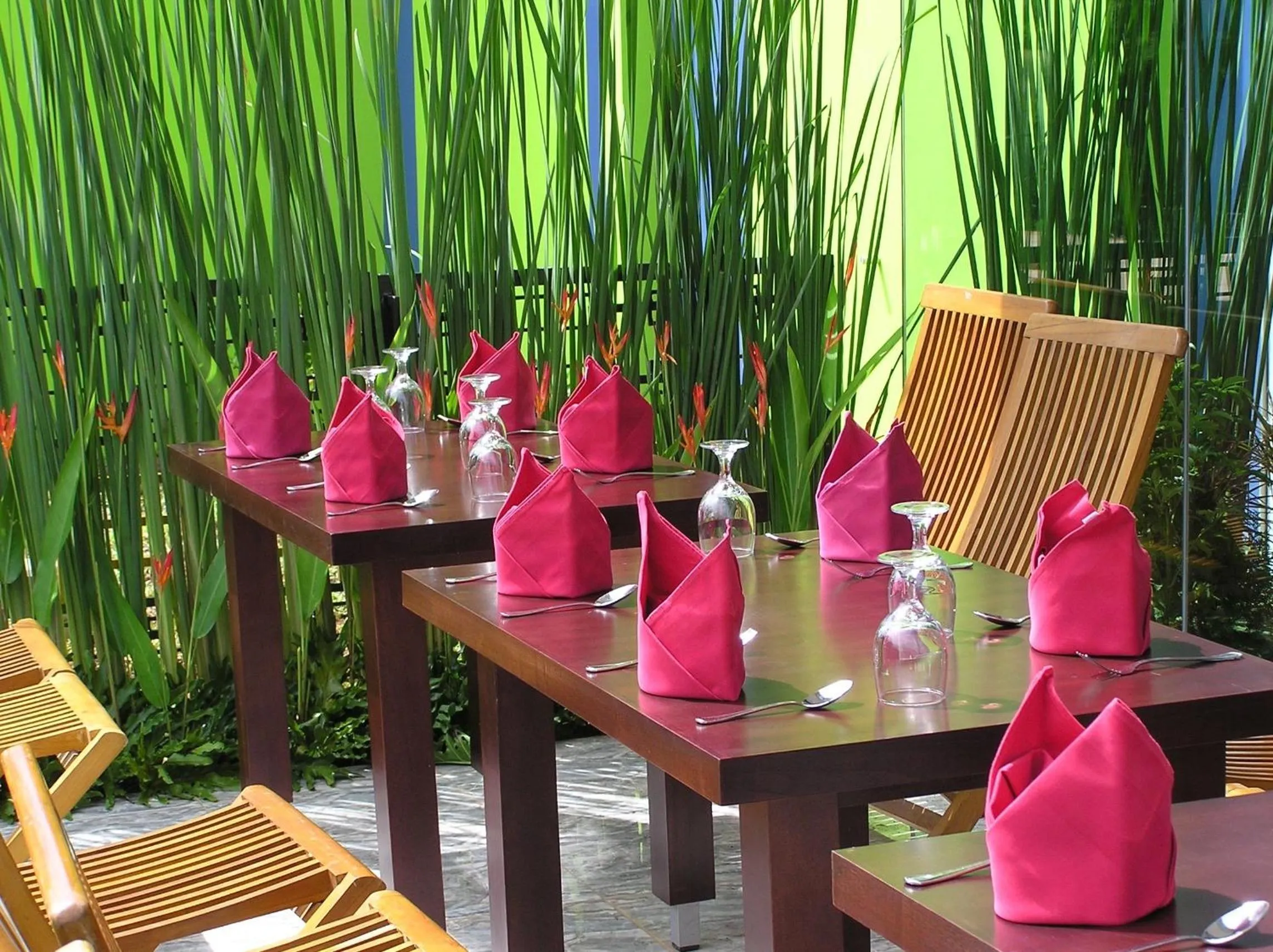 Restaurant/places to eat in PrimeBiz Hotel Karawang