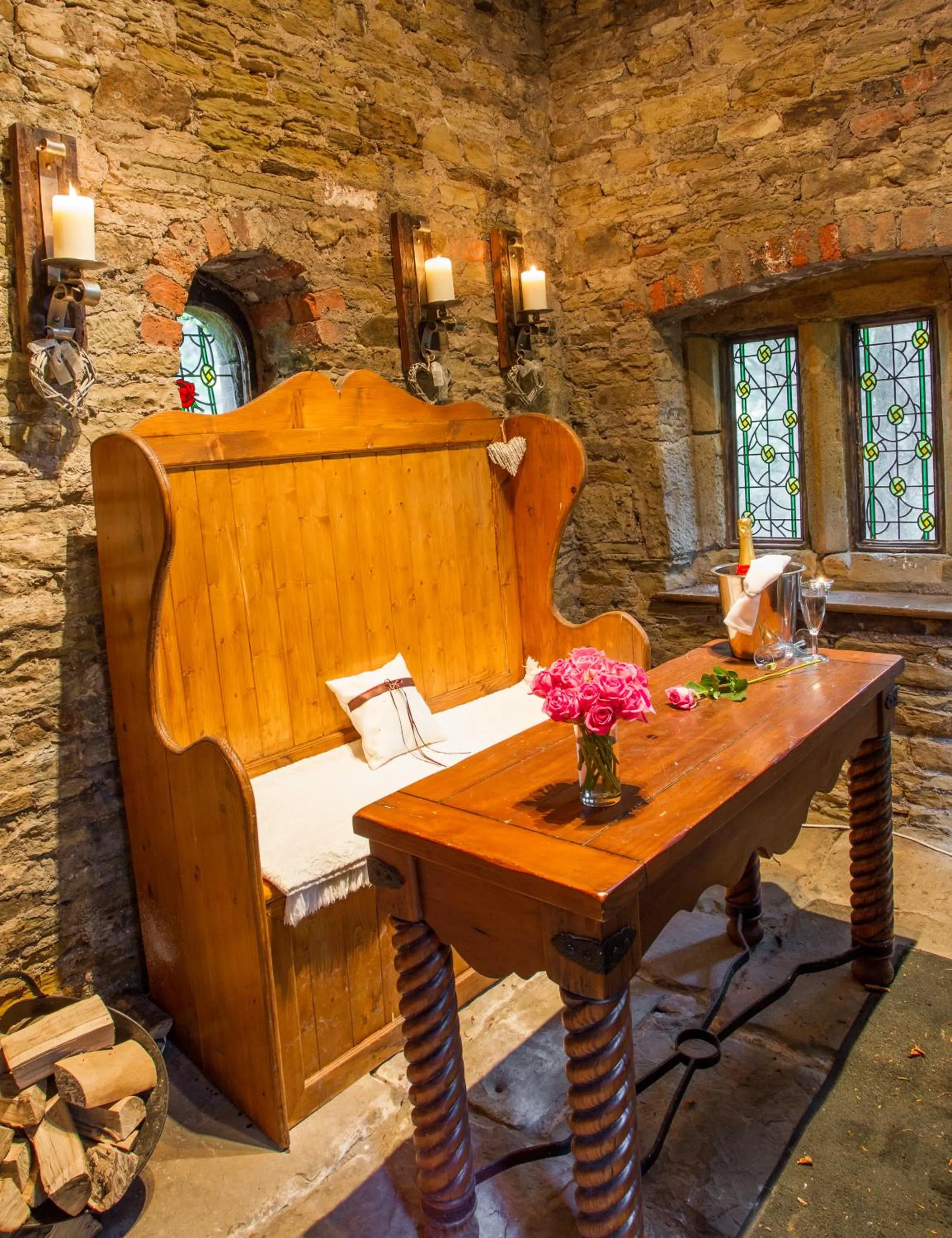 Restaurant/places to eat in Bagden Hall Hotel