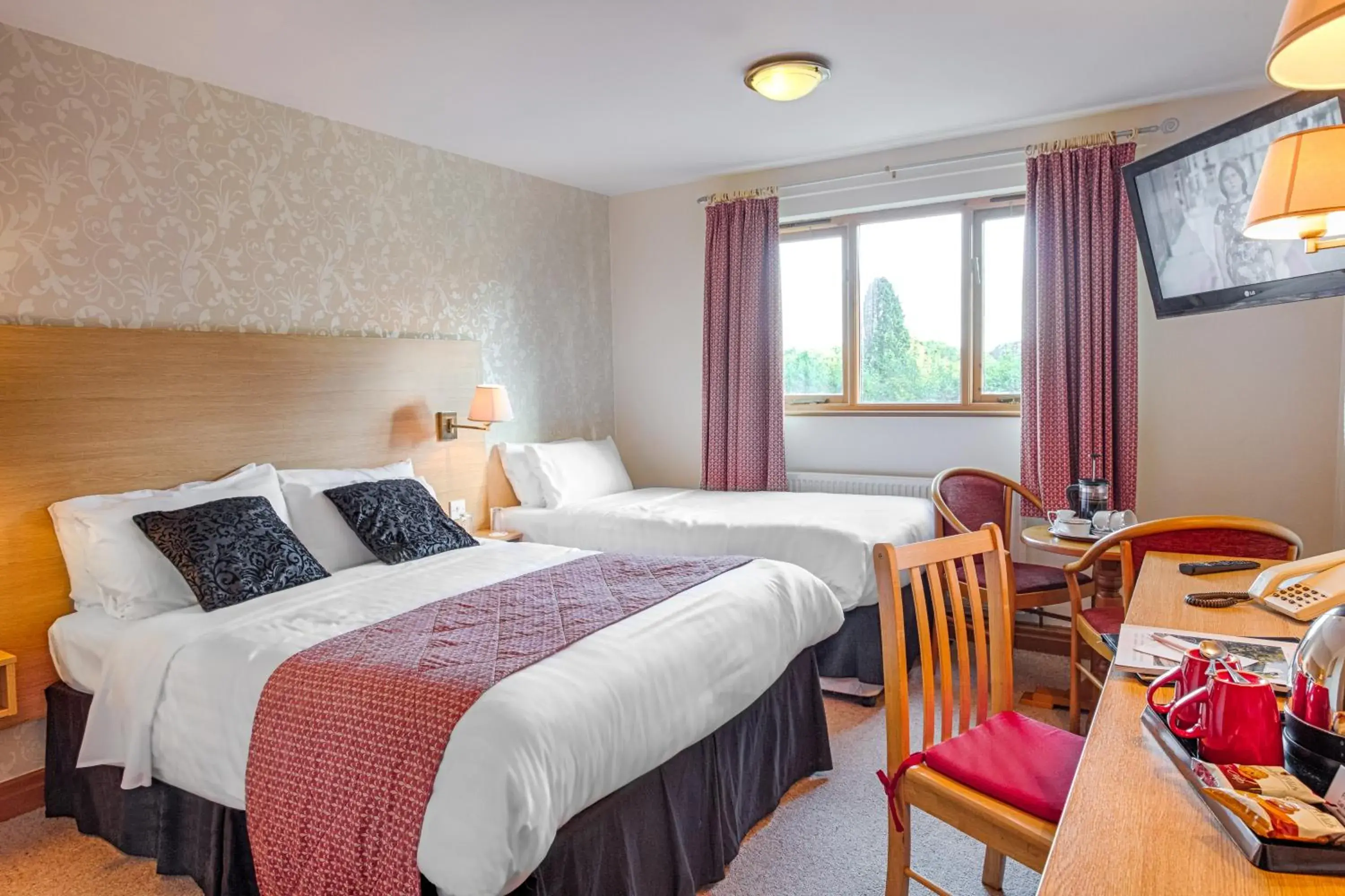 Double Room in Bagden Hall Hotel Double Room in Bagden Hall Hotel