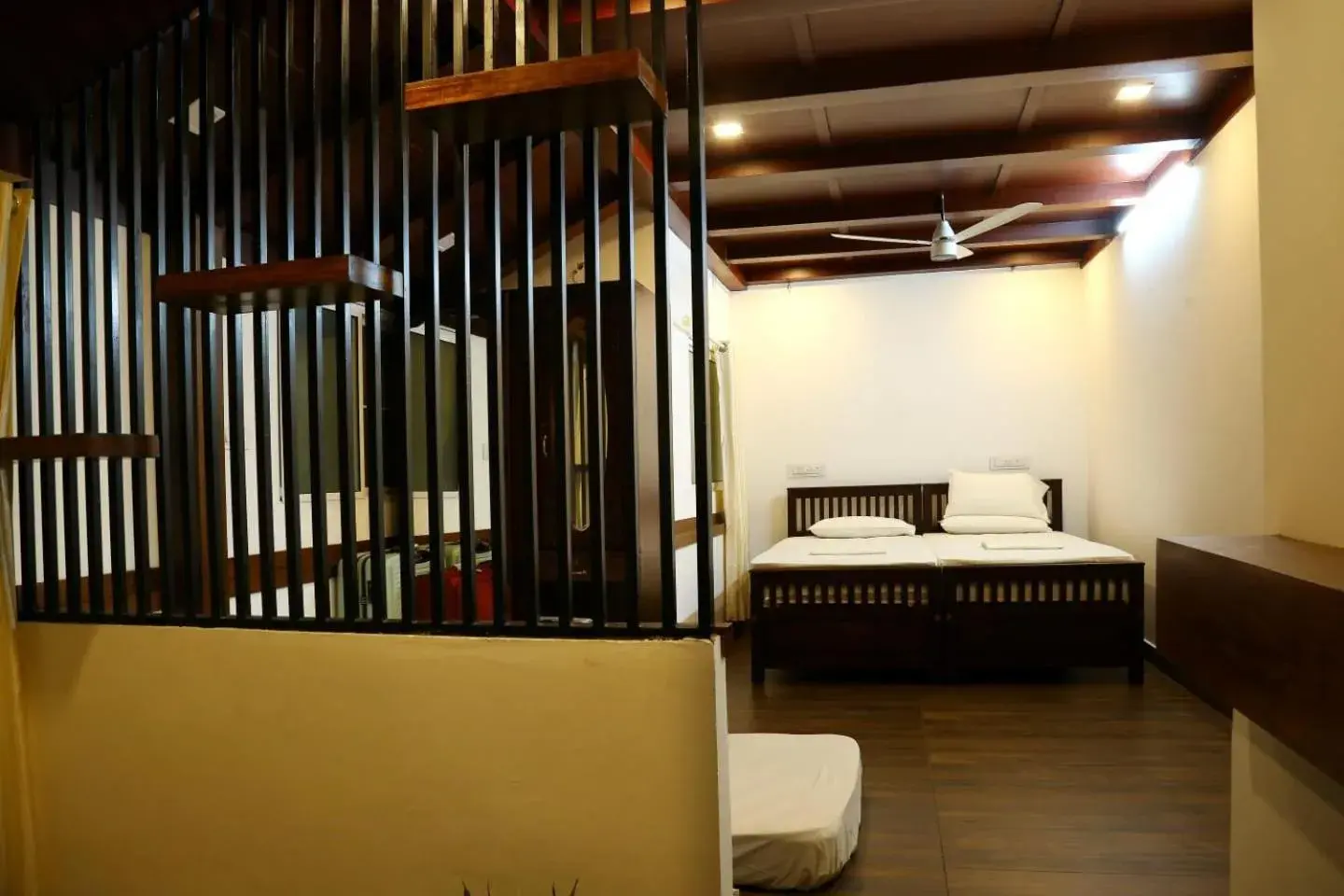 Deluxe Single Room with Balcony - single occupancy in Jasmin Villa Deluxe Single Room with Balcony - single occupancy in Jasmin Villa