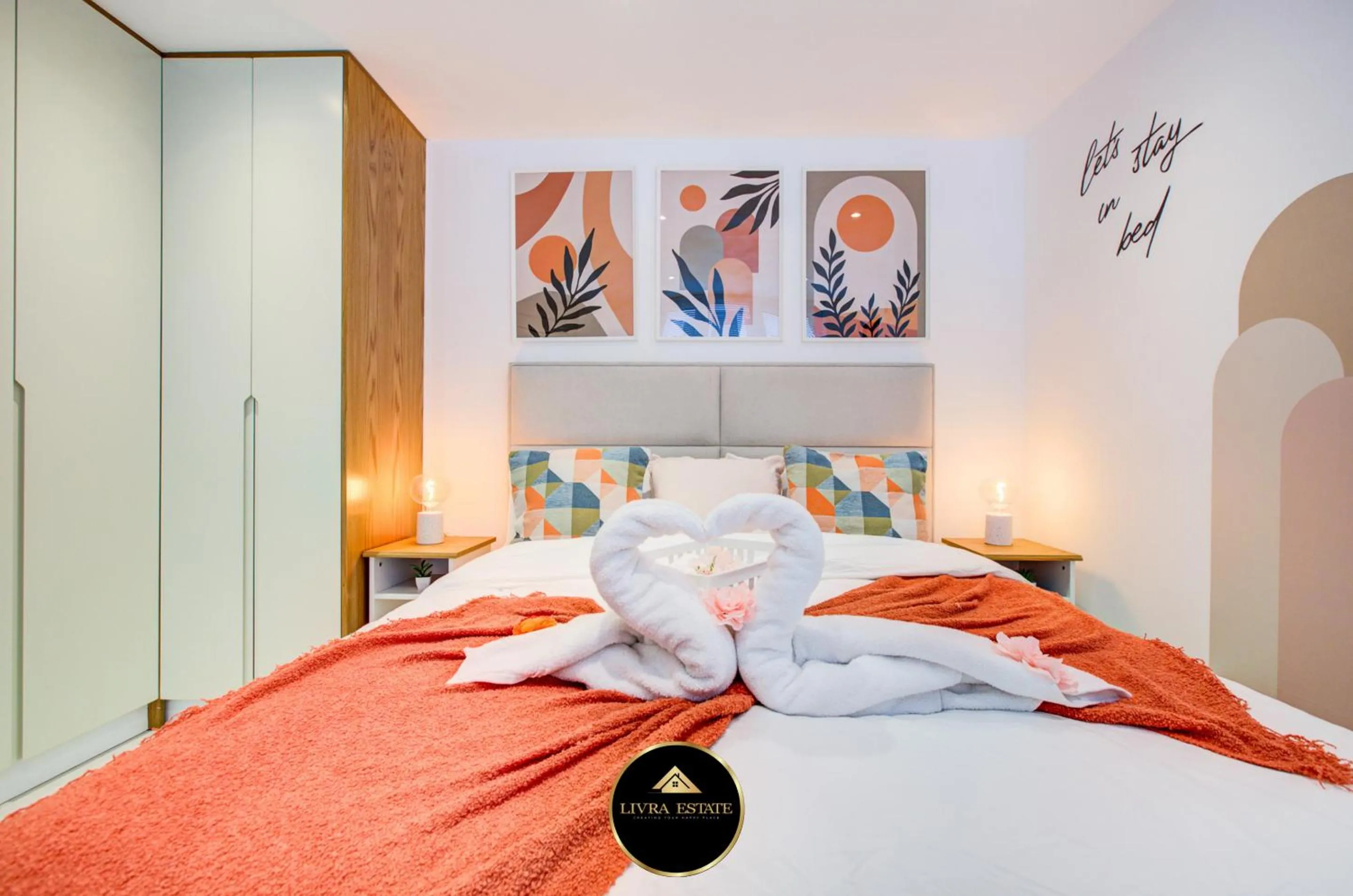 Bedroom, Bed in Stylish 1 Bedroom Apartment, High St. Sutton, Free Parking