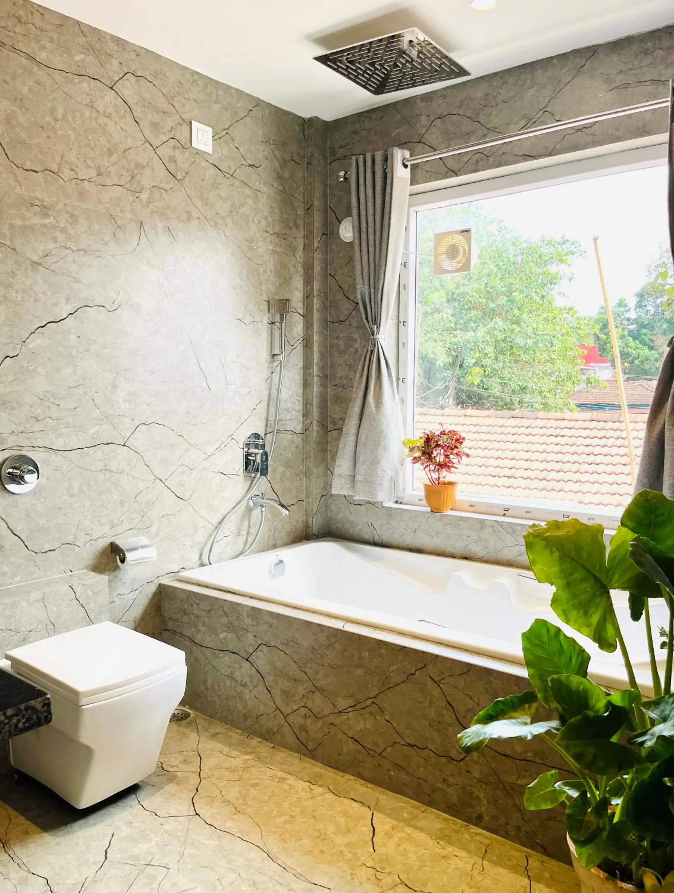 King Room With Bathtub in Crystall Goa Palolem King Room With Bathtub in Crystall Goa Palolem