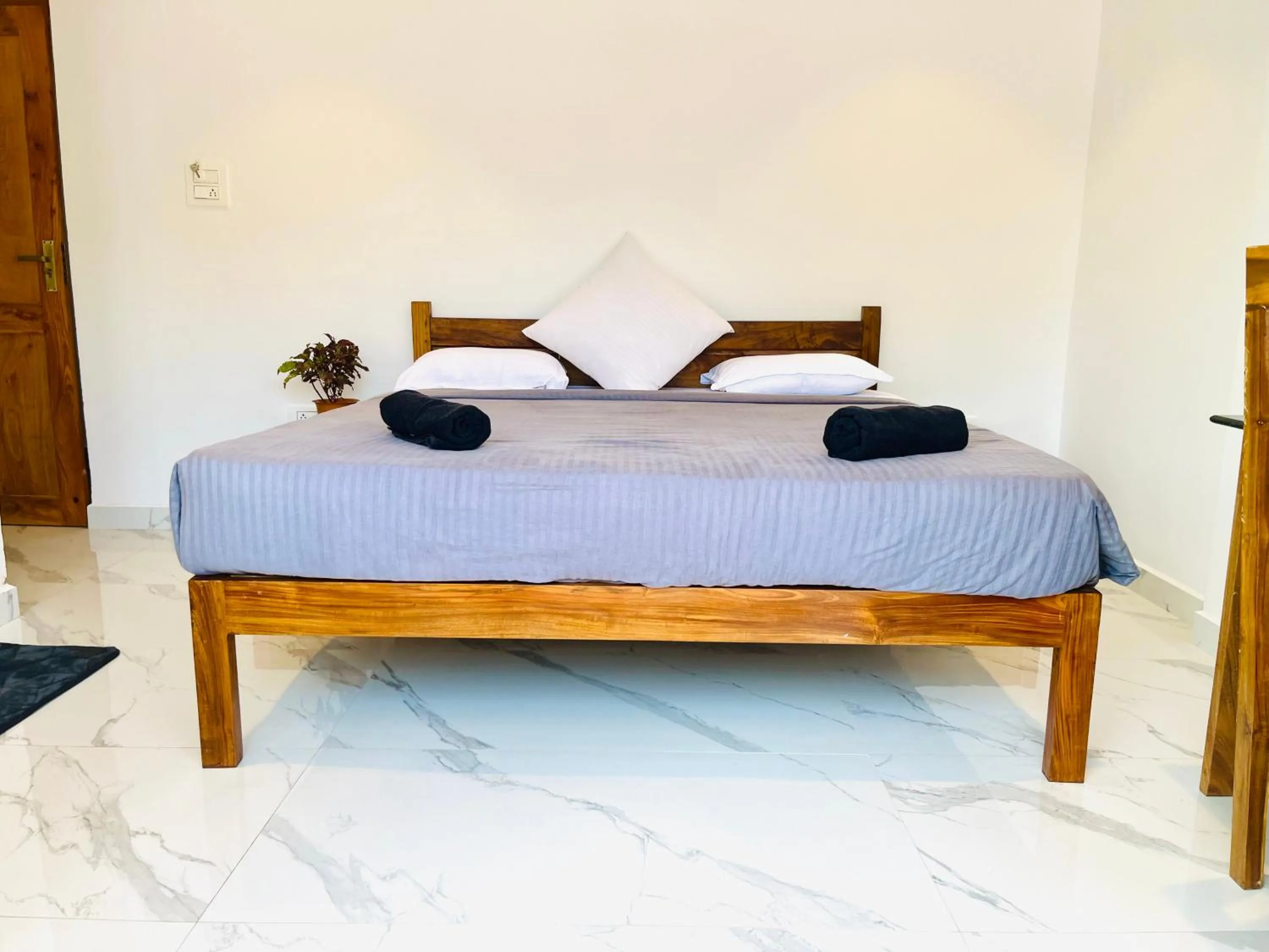 Bed in Crystall Goa Palolem