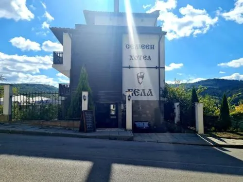 Family Hotel Bela